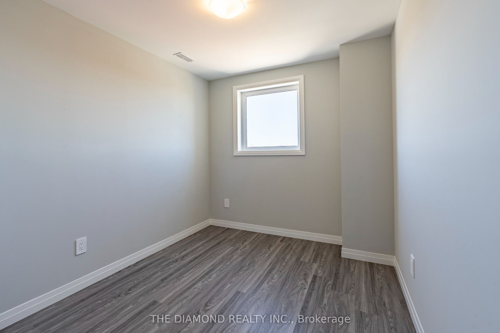 130 Otterbein Road, #80, Kitchener, Waterloo ON N2B 3E4 130 Otterbein Road, #80, Kitchener, Waterloo ON N2B 3E4