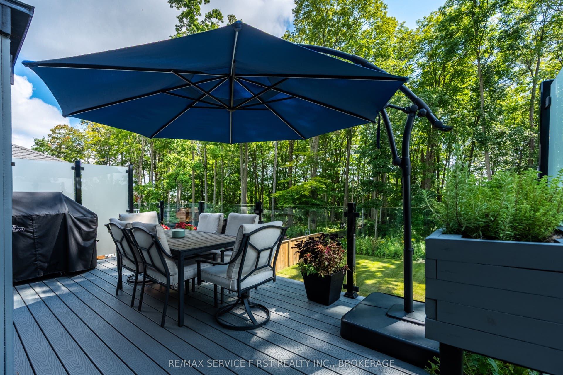 1361 Ottawa Street, Kingston, Frontenac ON K7P 2V6