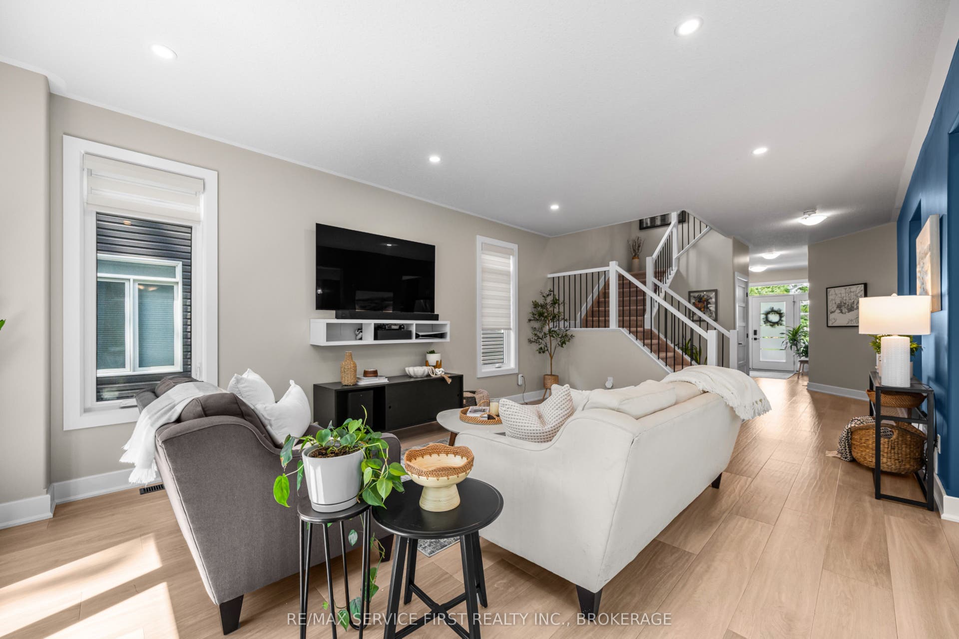 1361 Ottawa Street, Kingston, Frontenac ON K7P 2V6