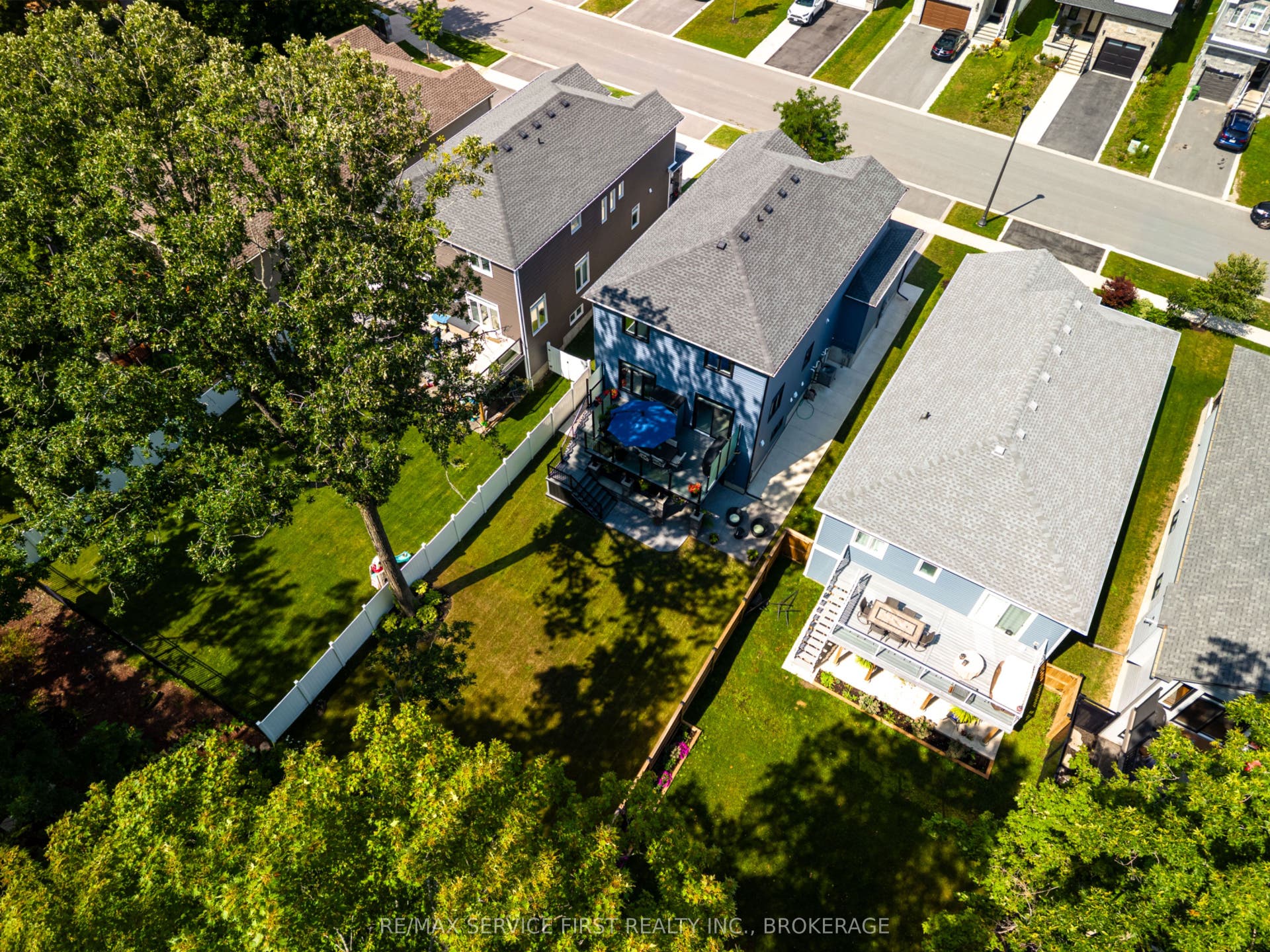 1361 Ottawa Street, Kingston, Frontenac ON K7P 2V6