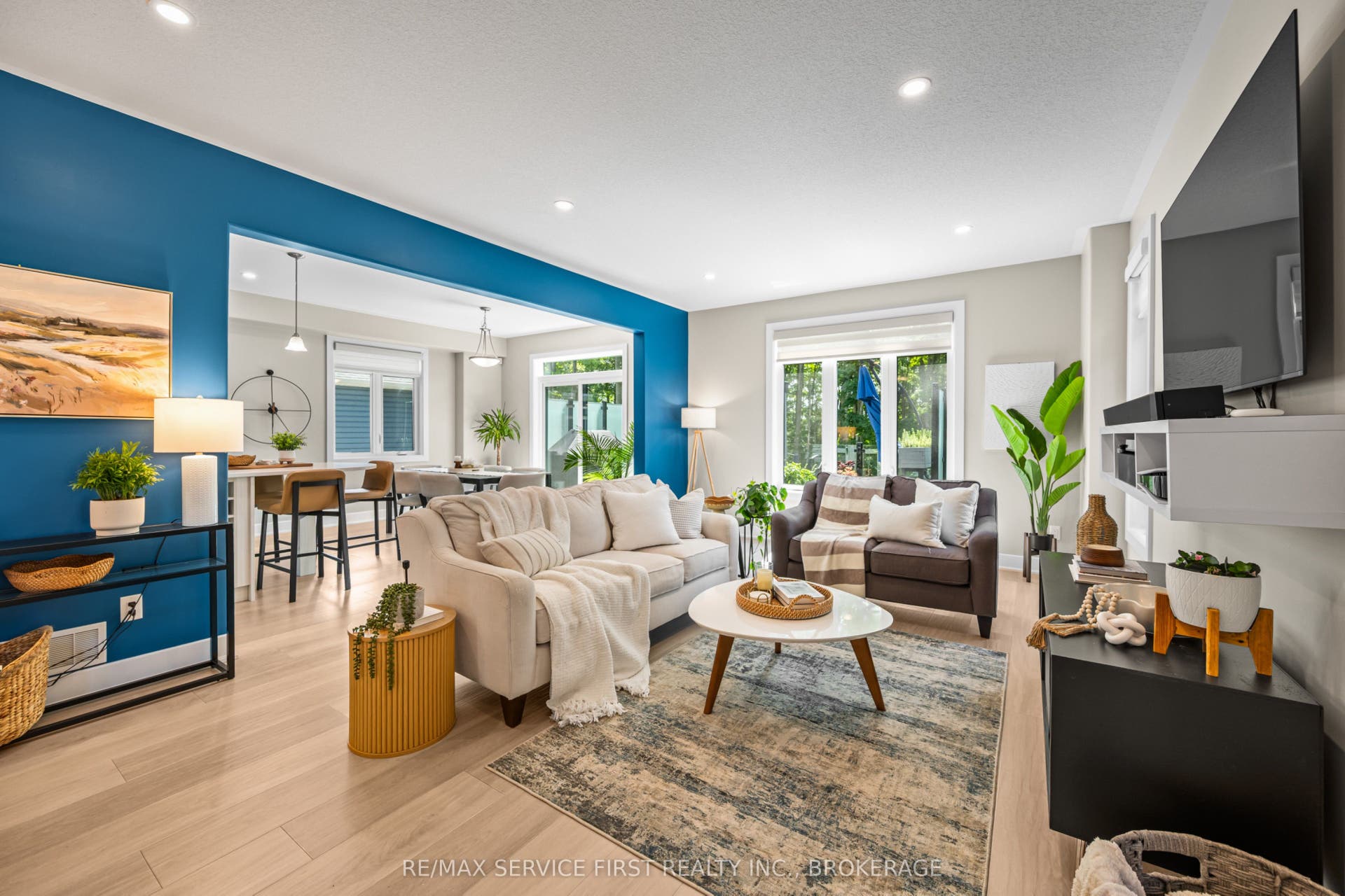 1361 Ottawa Street, Kingston, Frontenac ON K7P 2V6