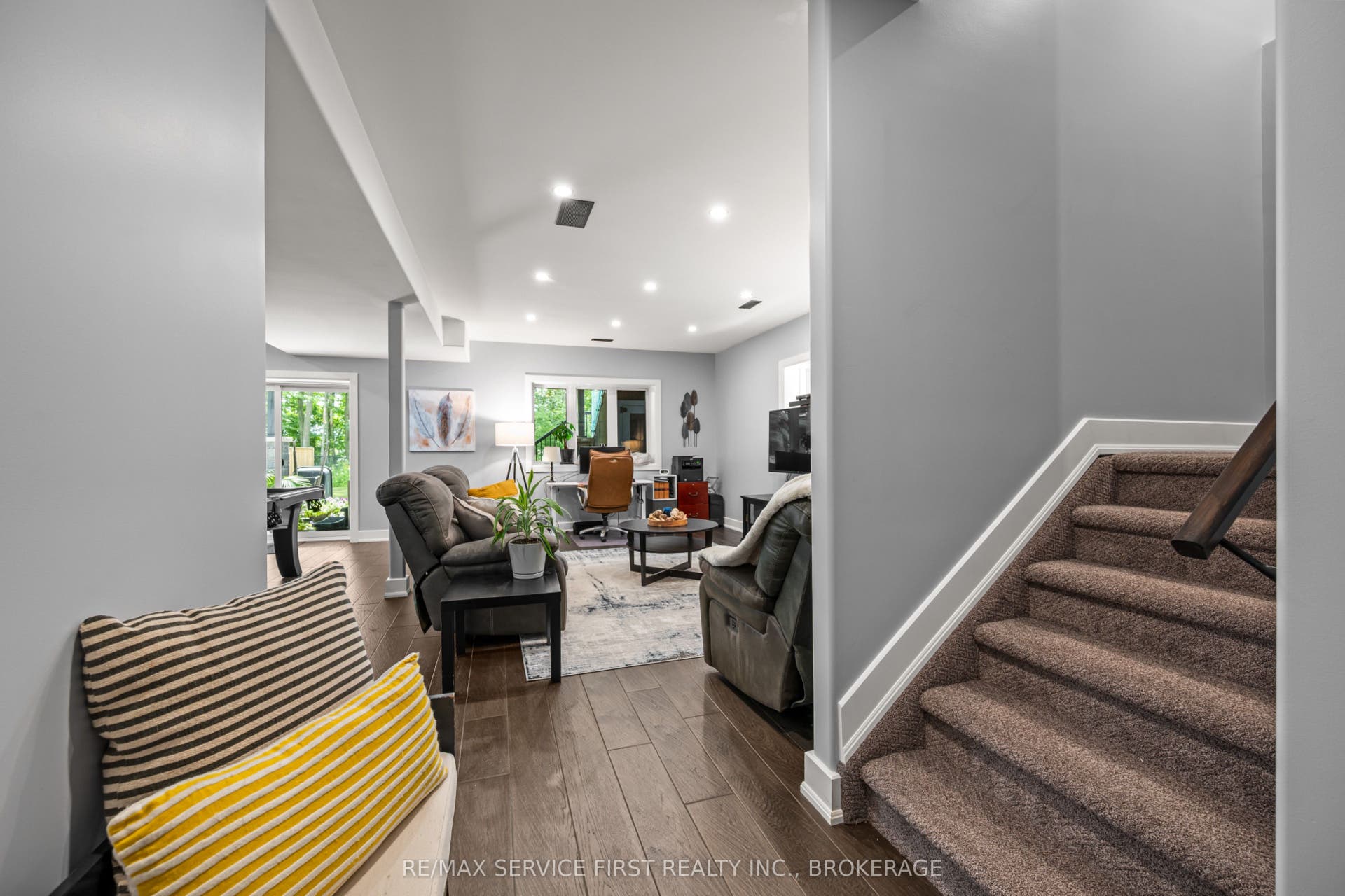 1361 Ottawa Street, Kingston, Frontenac ON K7P 2V6