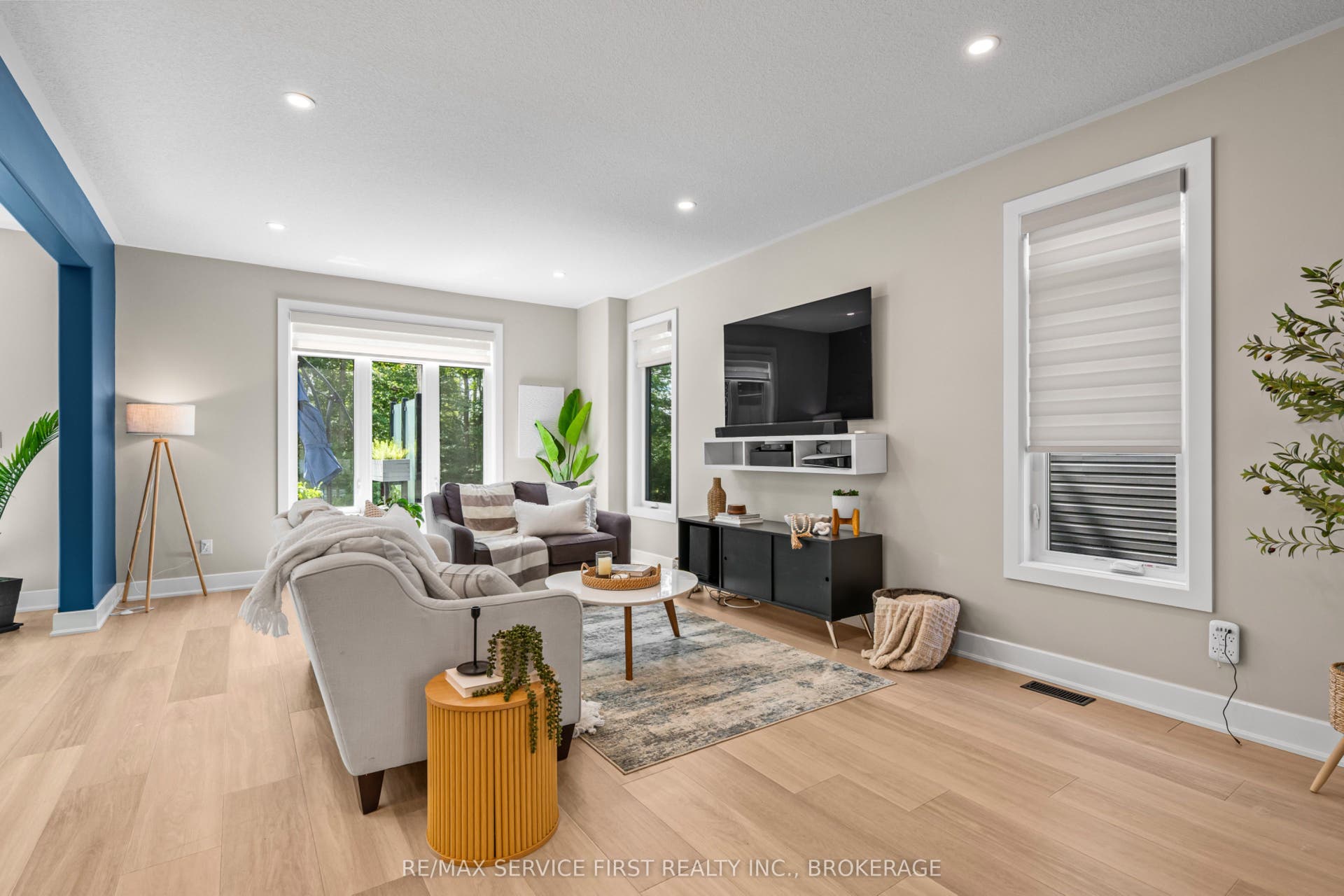 1361 Ottawa Street, Kingston, Frontenac ON K7P 2V6