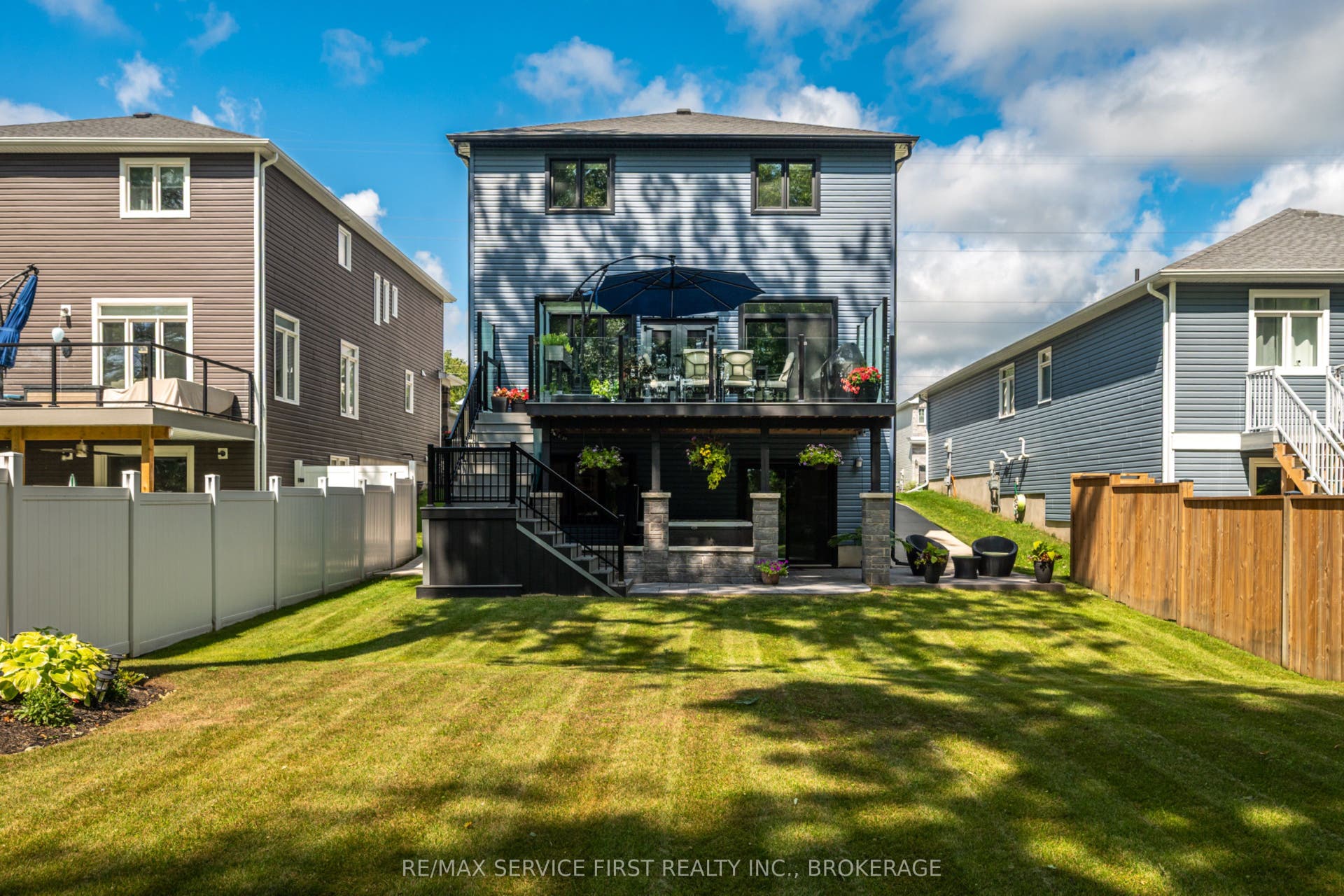 1361 Ottawa Street, Kingston, Frontenac ON K7P 2V6