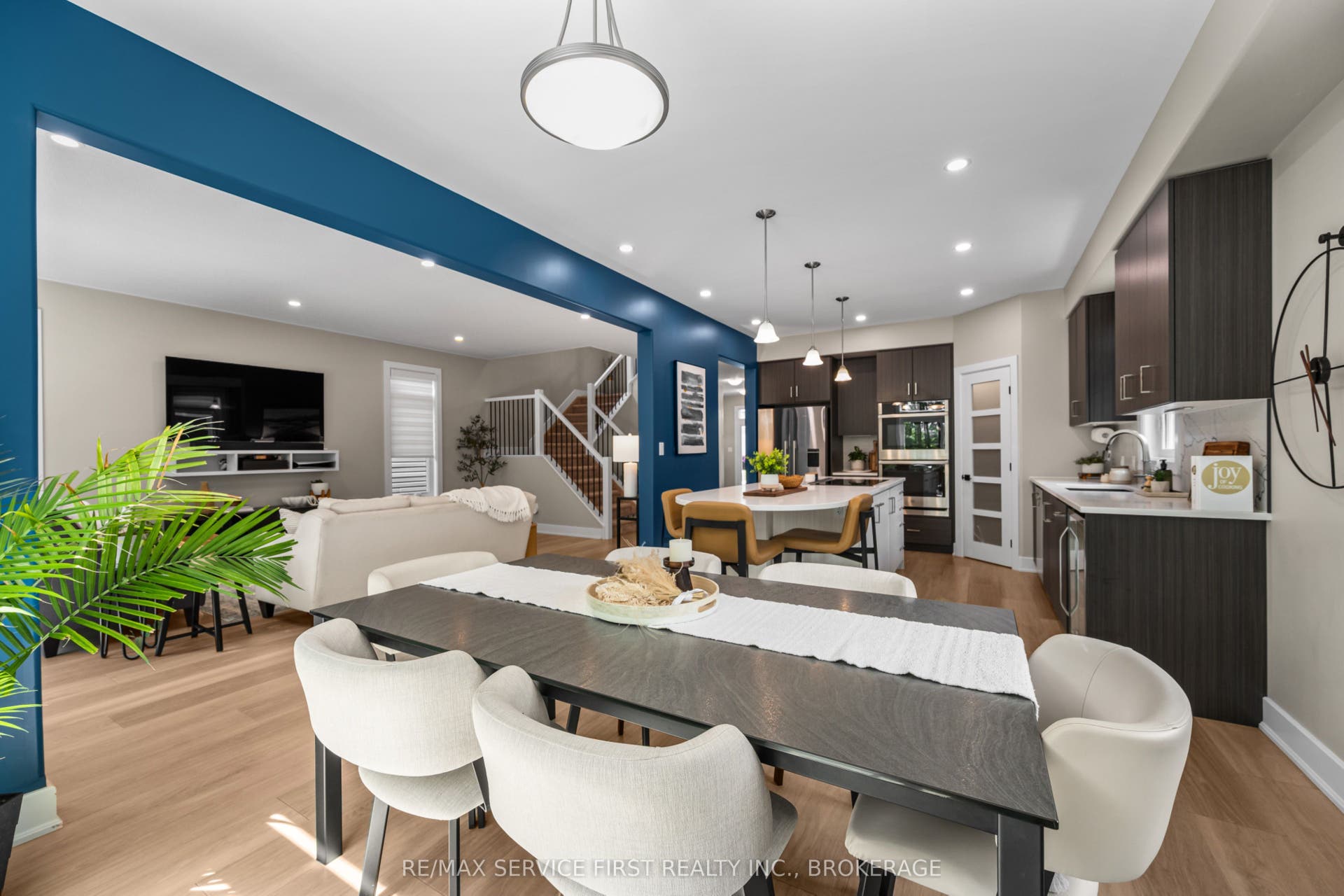1361 Ottawa Street, Kingston, Frontenac ON K7P 2V6