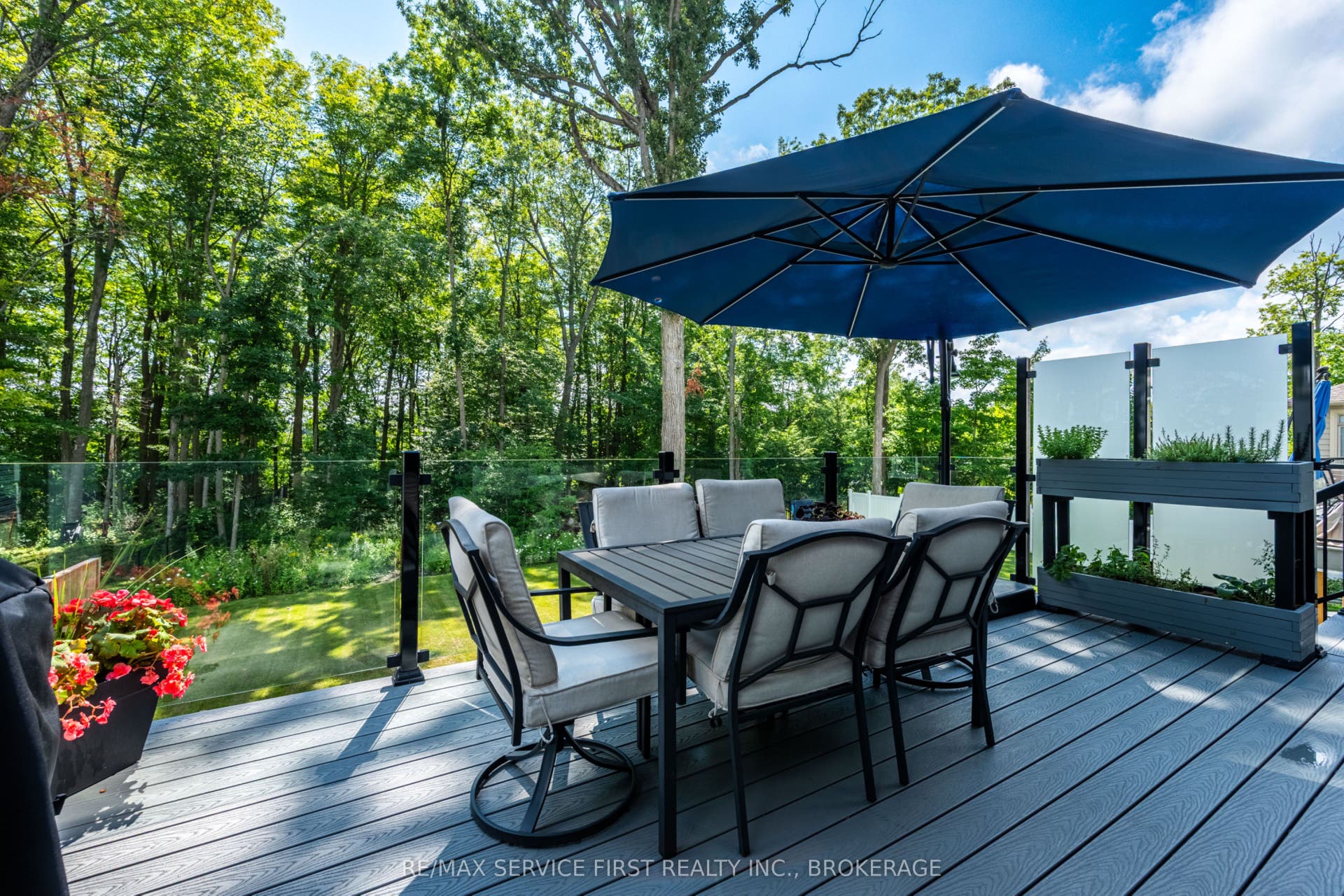 1361 Ottawa Street, Kingston, Frontenac ON K7P 2V6