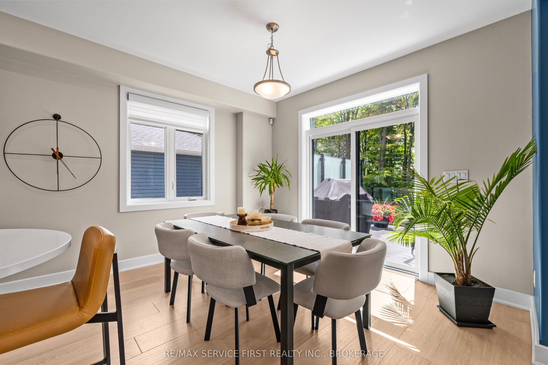 1361 Ottawa Street, Kingston, Frontenac ON K7P 2V6