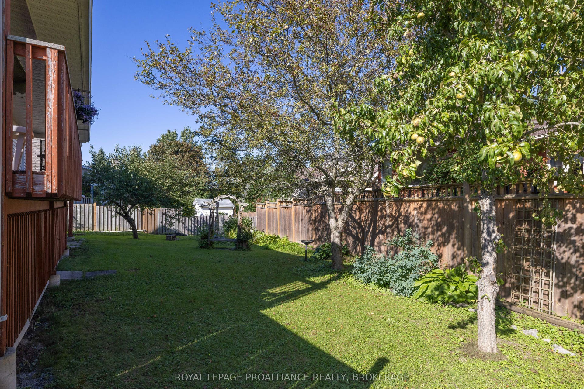 662 Millbrook Crescent, Kingston, Frontenac ON K7M 7Z8 662 Millbrook Crescent, Kingston, Frontenac ON K7M 7Z8
