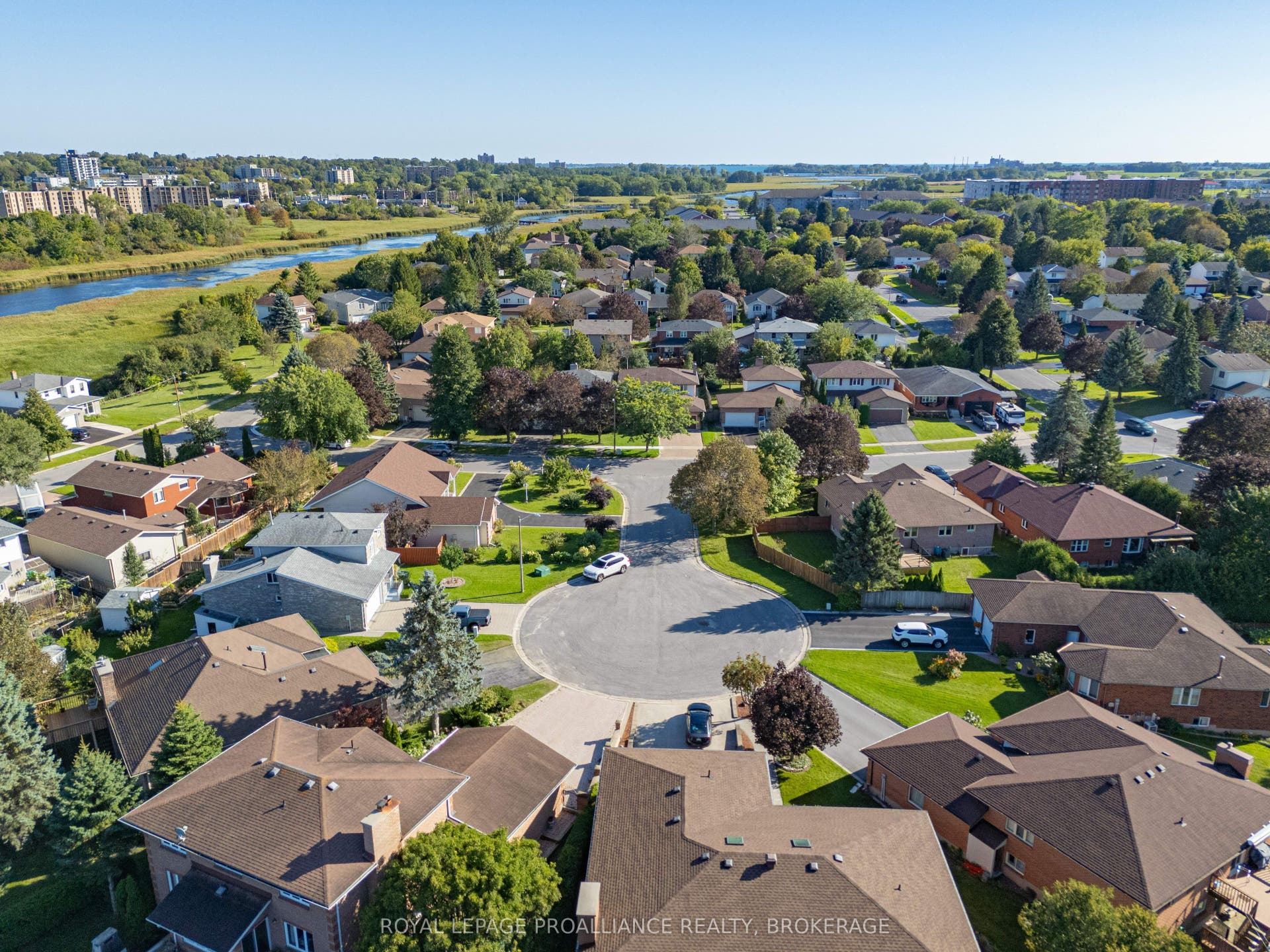 662 Millbrook Crescent, Kingston, Frontenac ON K7M 7Z8 662 Millbrook Crescent, Kingston, Frontenac ON K7M 7Z8