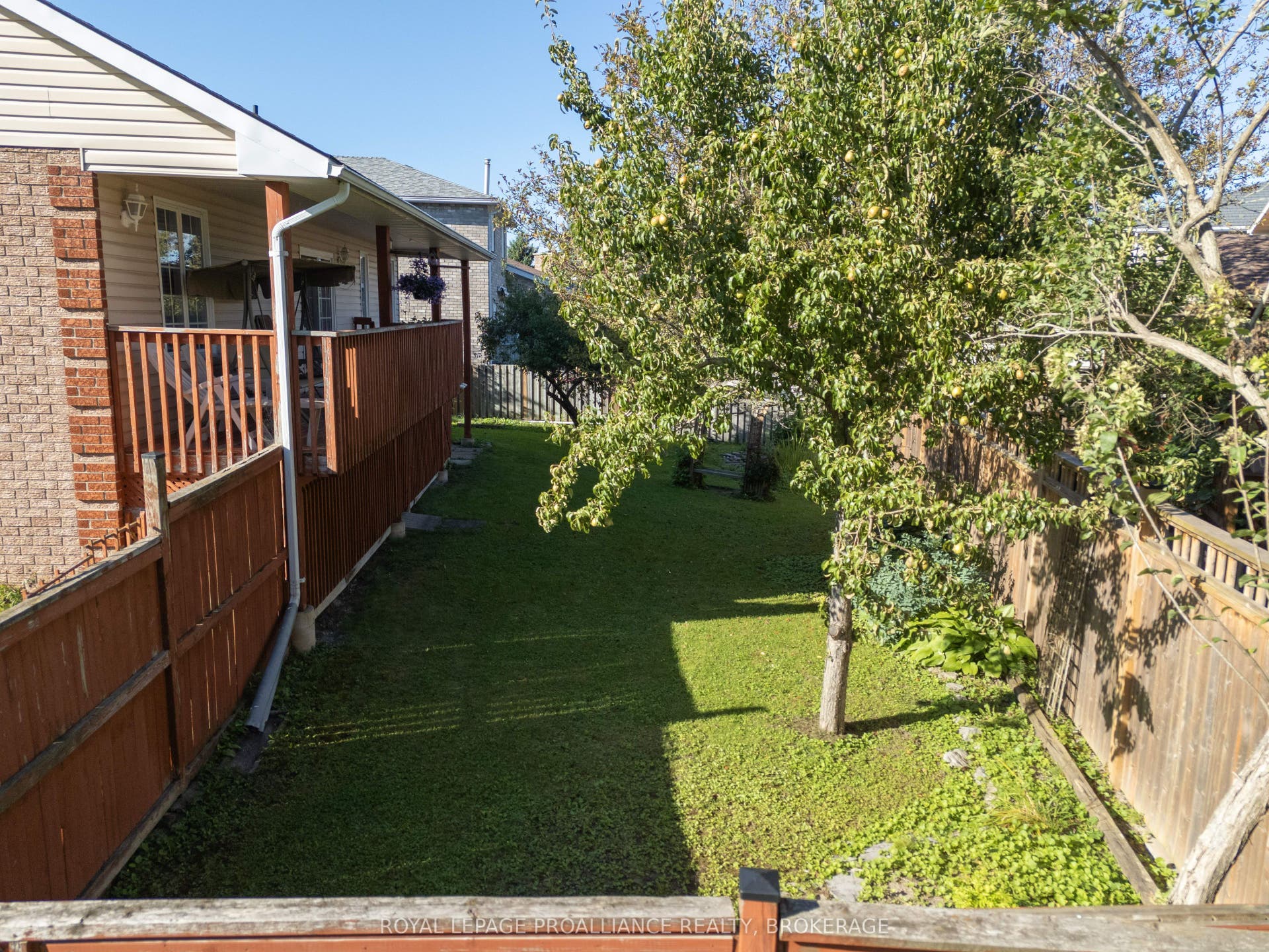 662 Millbrook Crescent, Kingston, Frontenac ON K7M 7Z8 662 Millbrook Crescent, Kingston, Frontenac ON K7M 7Z8