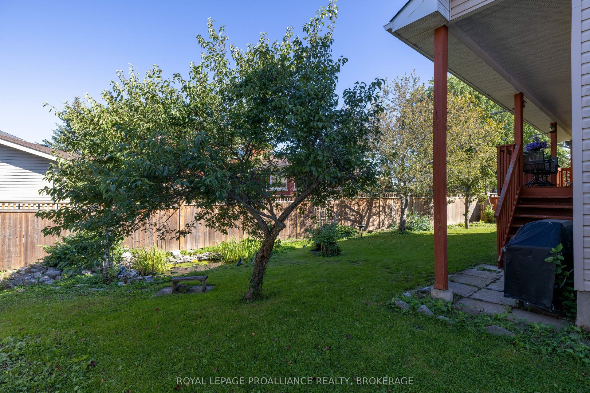 662 Millbrook Crescent, Kingston, Frontenac ON K7M 7Z8 662 Millbrook Crescent, Kingston, Frontenac ON K7M 7Z8