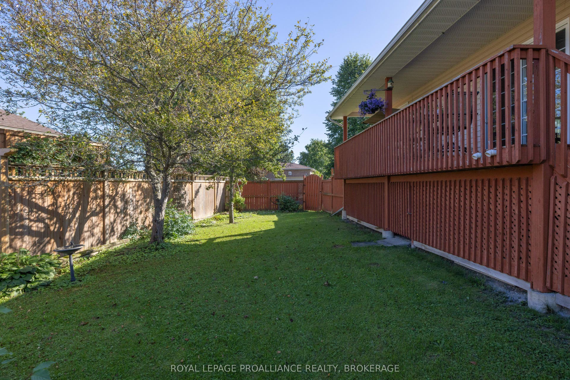 662 Millbrook Crescent, Kingston, Frontenac ON K7M 7Z8 662 Millbrook Crescent, Kingston, Frontenac ON K7M 7Z8