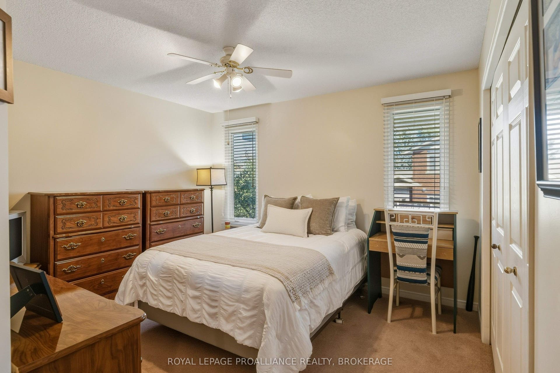 662 Millbrook Crescent, Kingston, Frontenac ON K7M 7Z8 662 Millbrook Crescent, Kingston, Frontenac ON K7M 7Z8