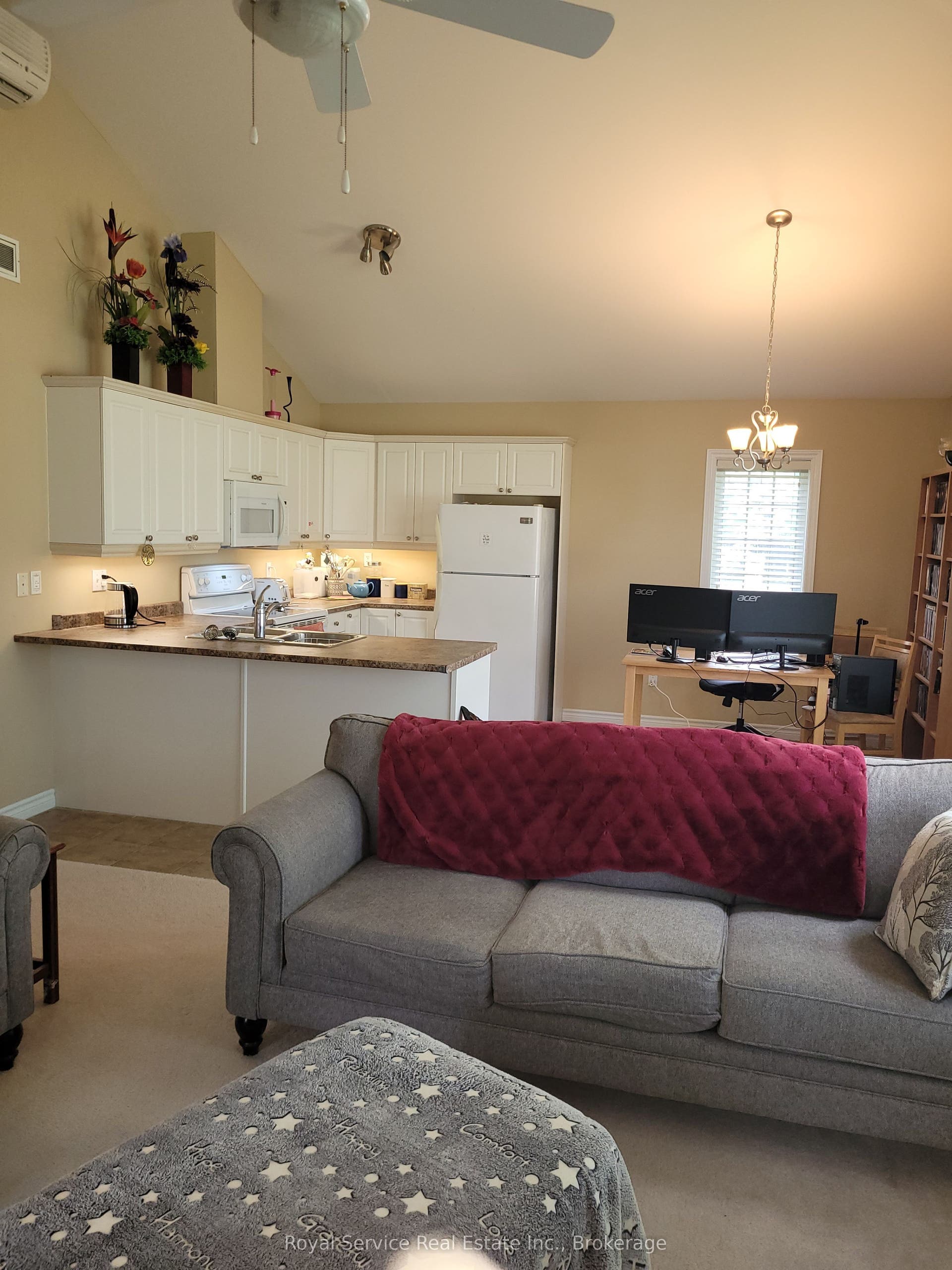 325 Densmore Road, #102, Cobourg, Northumberland ON K9A 0E4