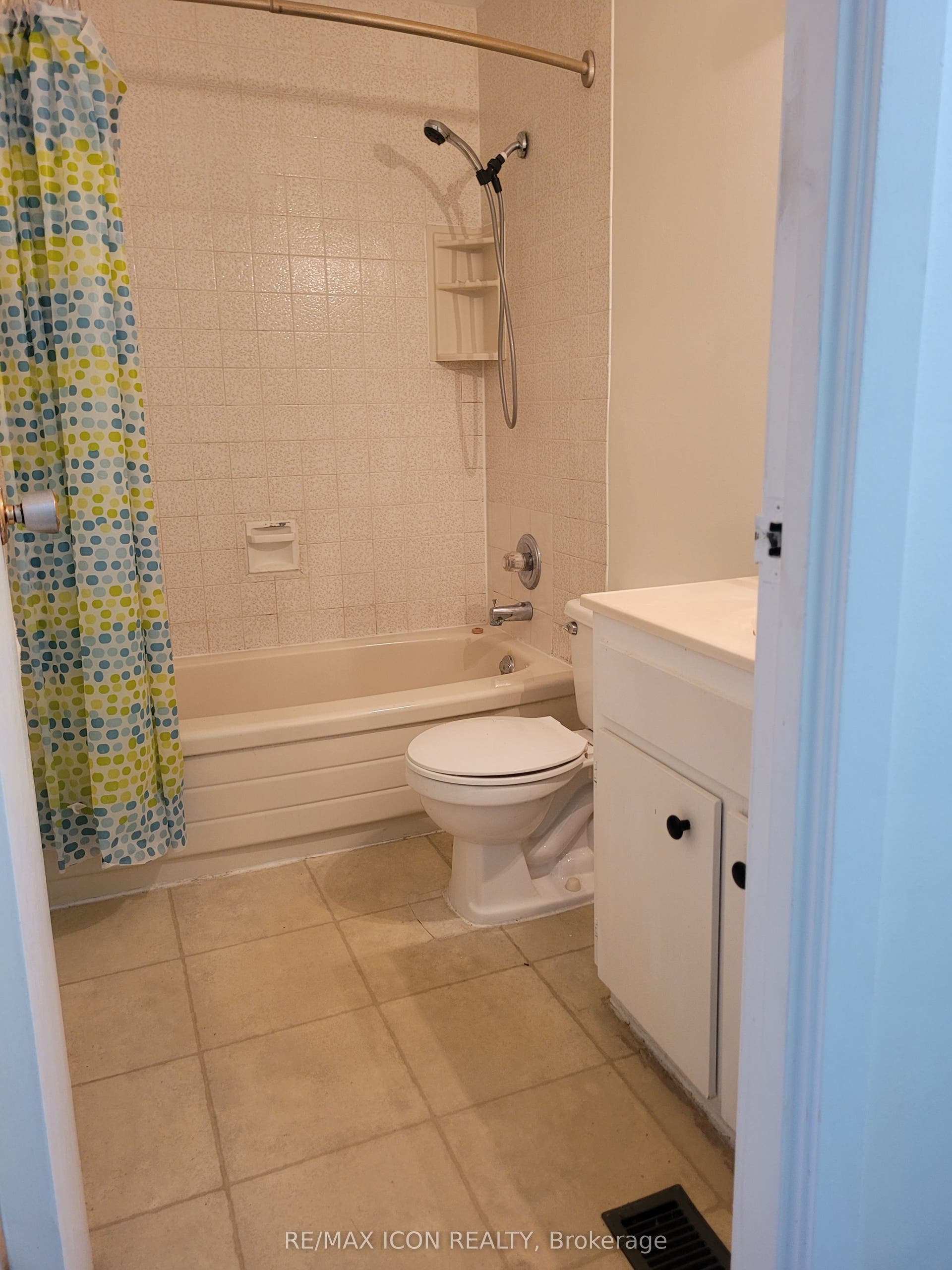 415 Morgan Avenue, #28, Kitchener, Waterloo ON N2A 2V6 415 Morgan Avenue, #28, Kitchener, Waterloo ON N2A 2V6