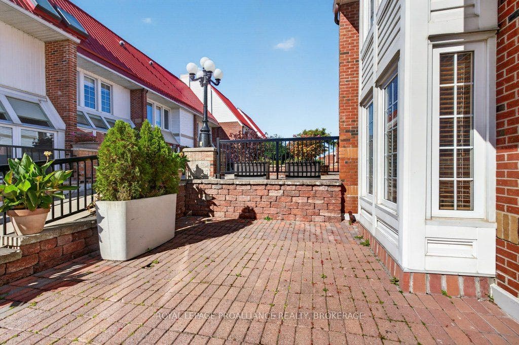 1 Place D'armes N/A, #39, Kingston, Frontenac ON K7K 6S1