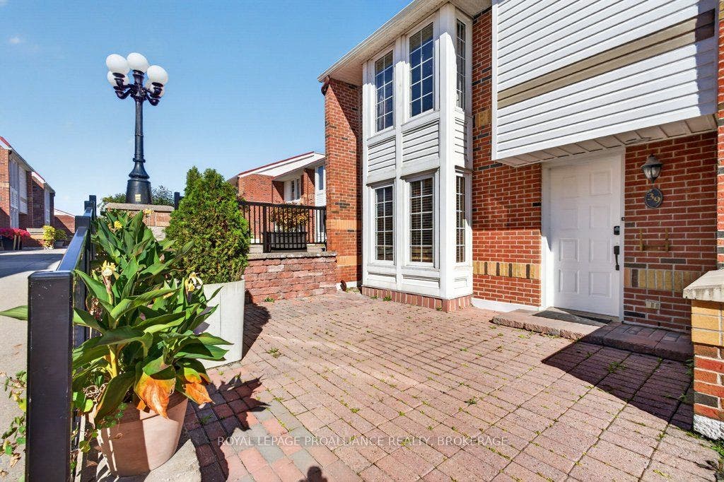 1 Place D'armes N/A, #39, Kingston, Frontenac ON K7K 6S1