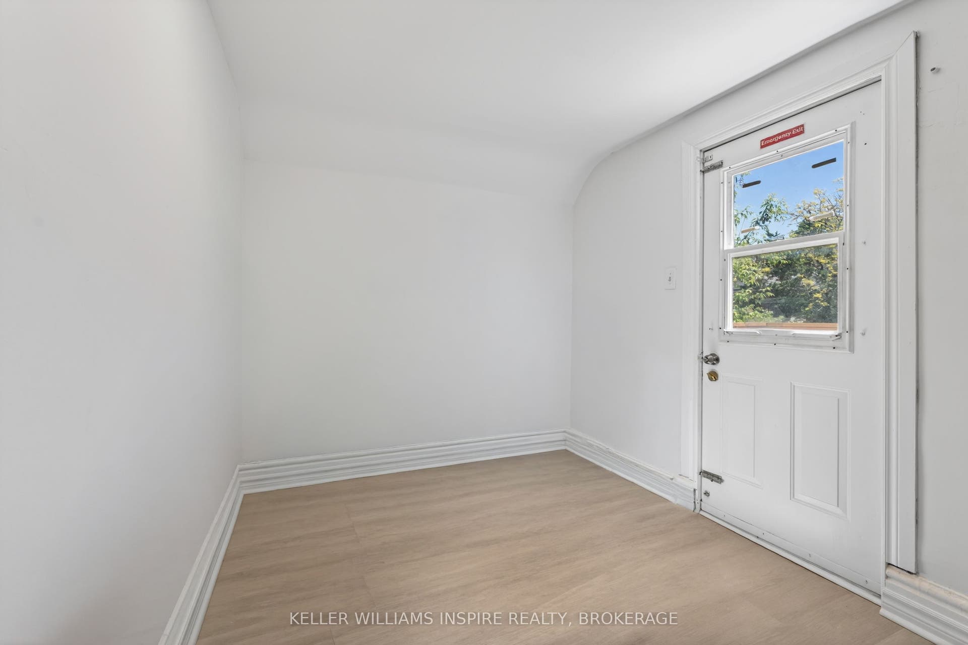 512 Johnson Street, Kingston, Frontenac ON K7L 1Z8