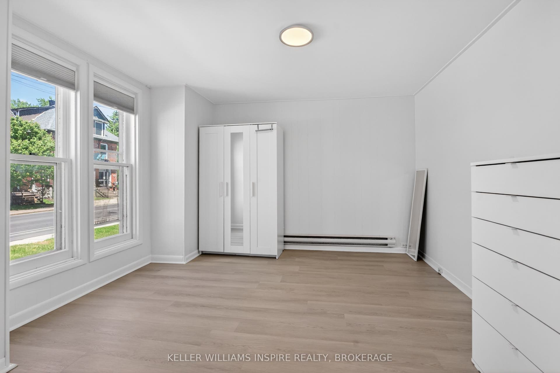 512 Johnson Street, Kingston, Frontenac ON K7L 1Z8