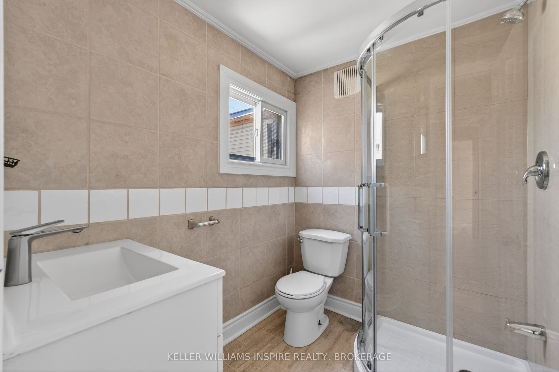 512 Johnson Street, Kingston, Frontenac ON K7L 1Z8