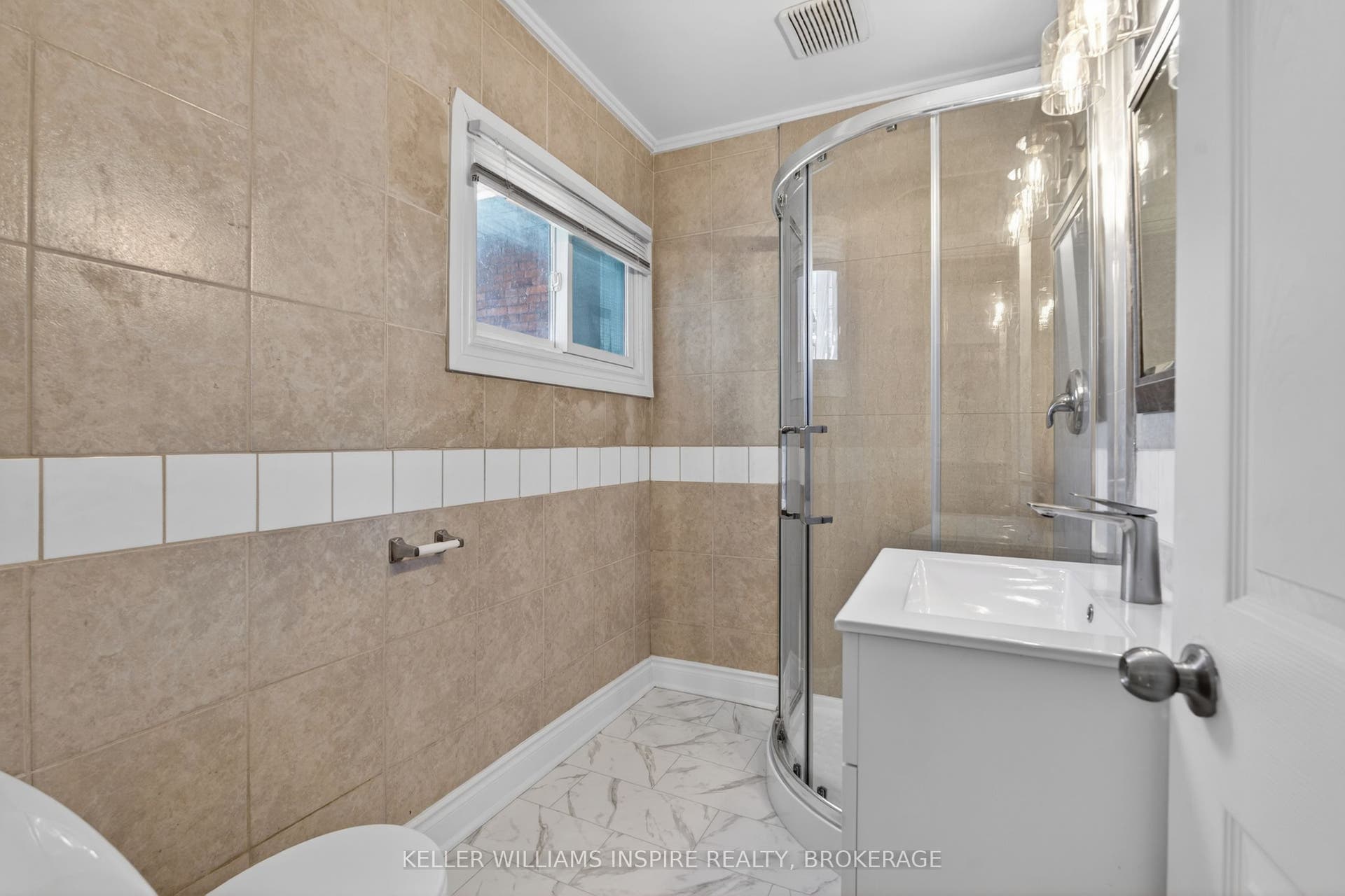 512 Johnson Street, Kingston, Frontenac ON K7L 1Z8