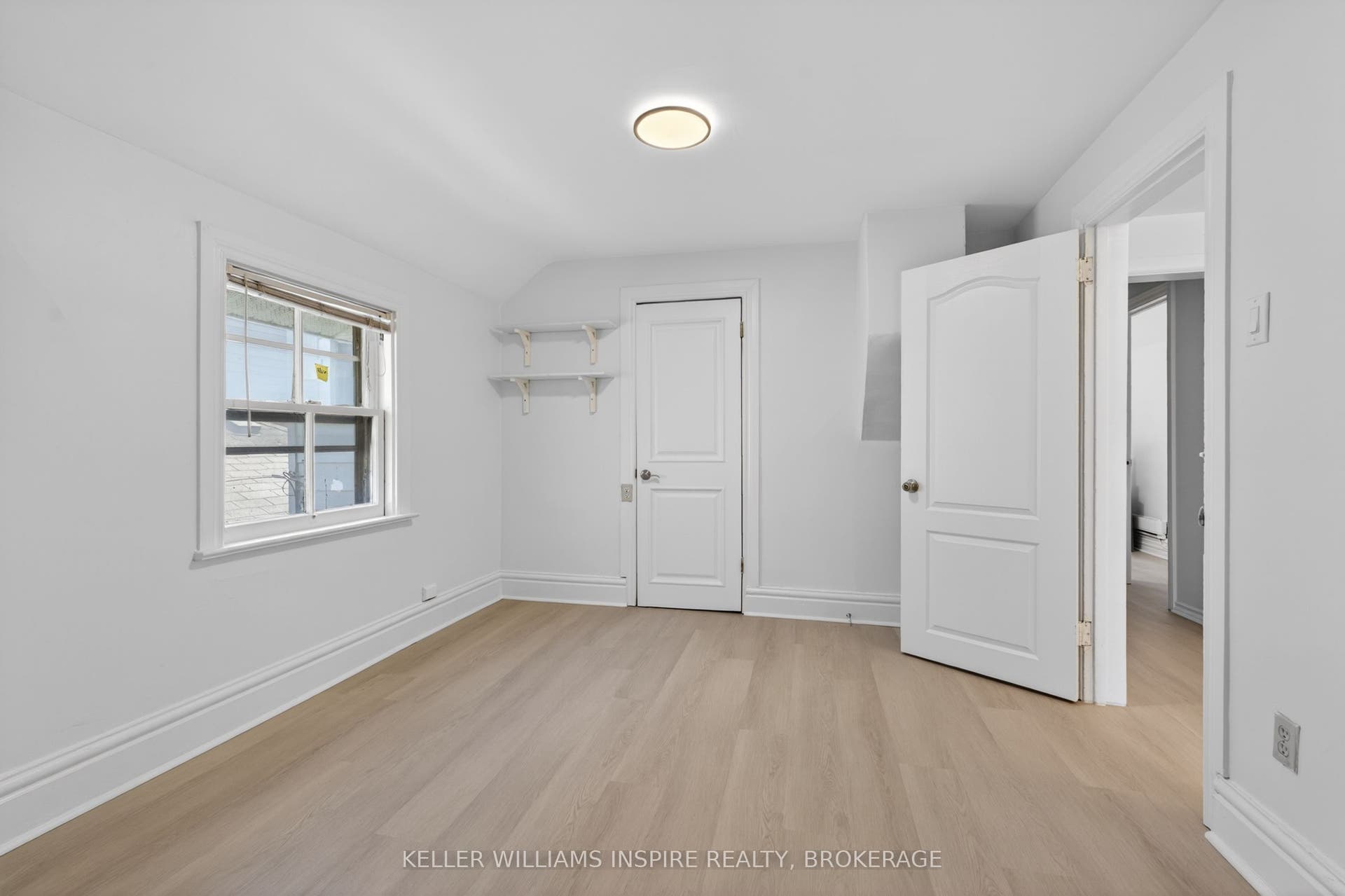 512 Johnson Street, Kingston, Frontenac ON K7L 1Z8
