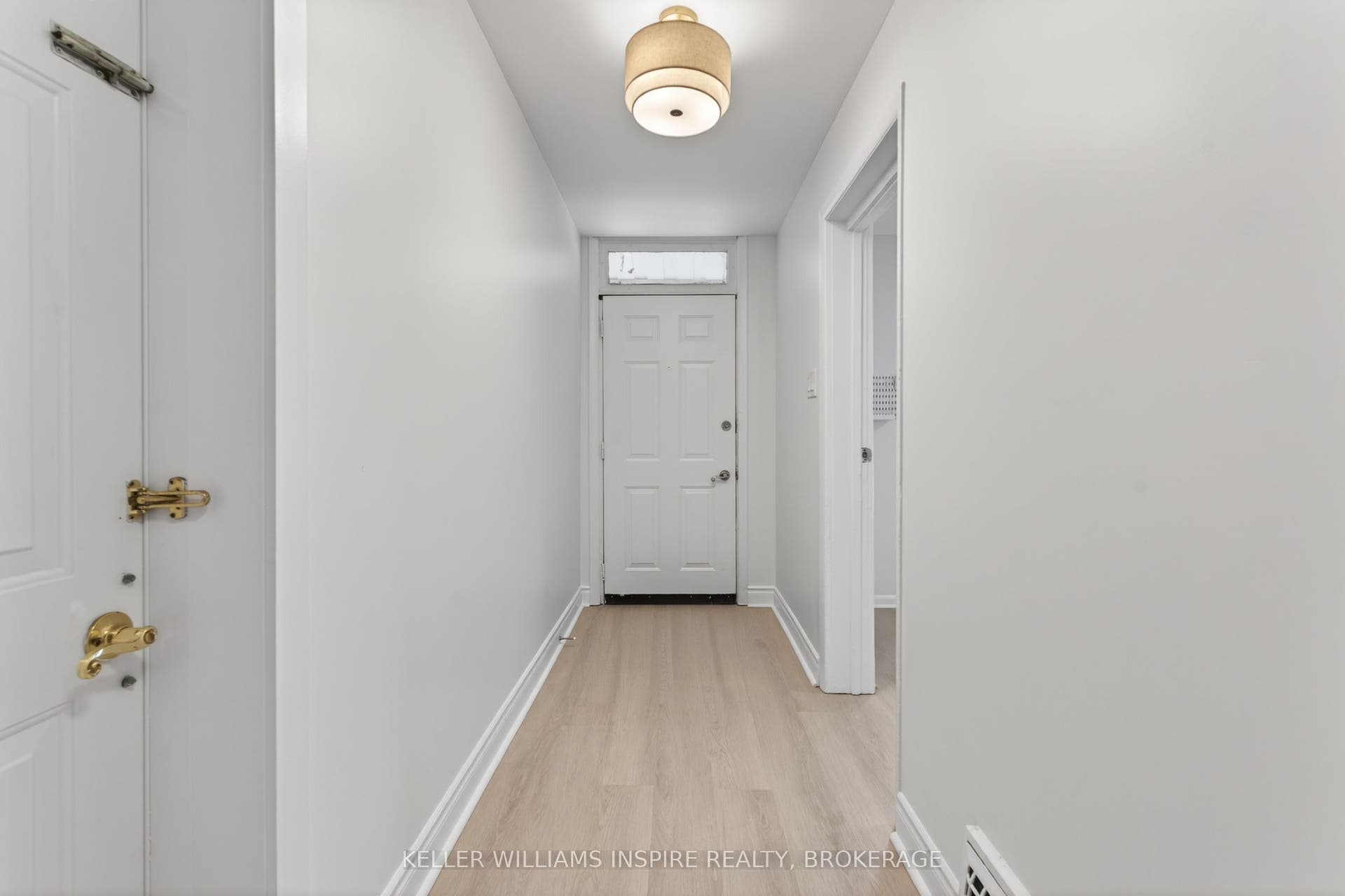 512 Johnson Street, Kingston, Frontenac ON K7L 1Z8