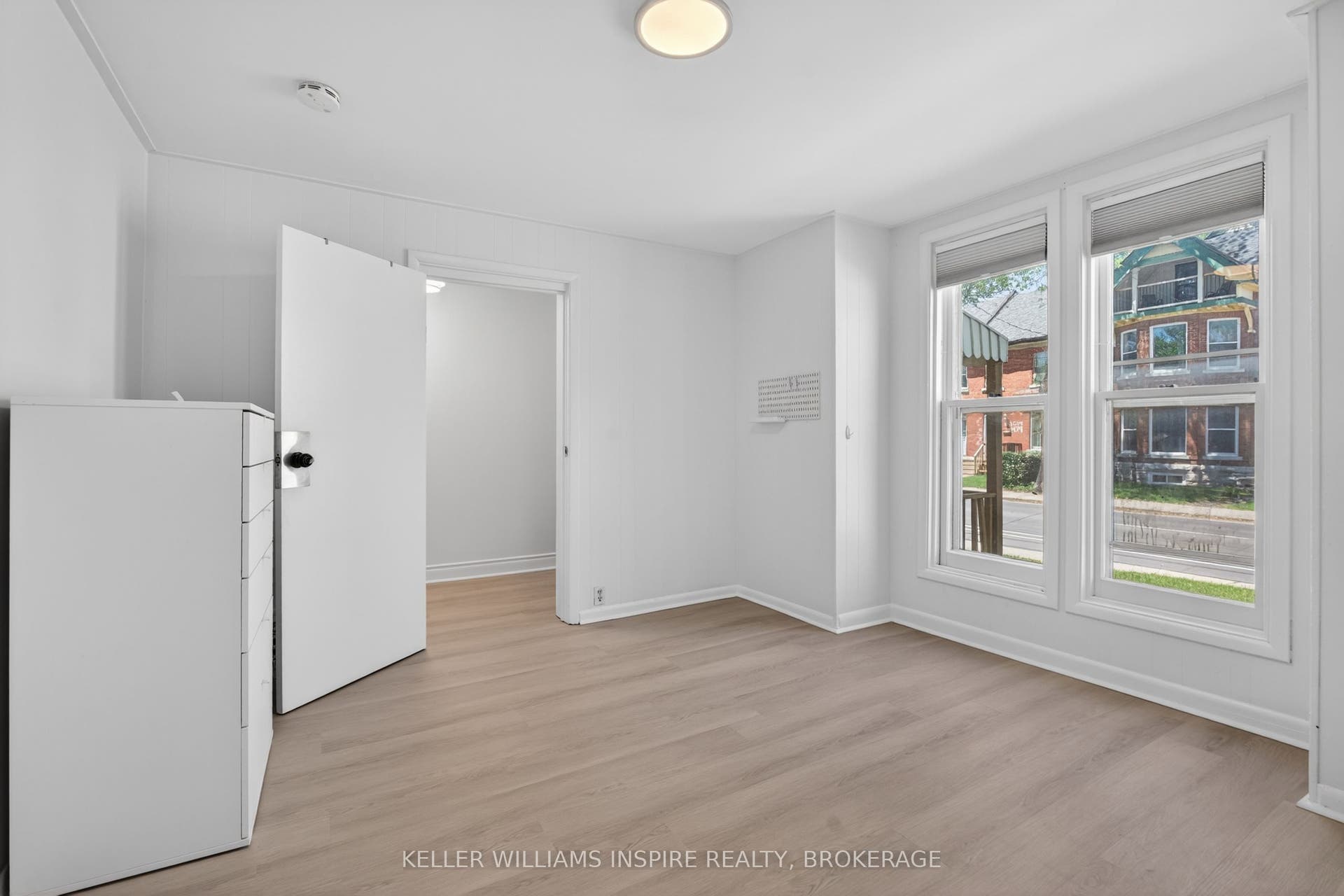 512 Johnson Street, Kingston, Frontenac ON K7L 1Z8