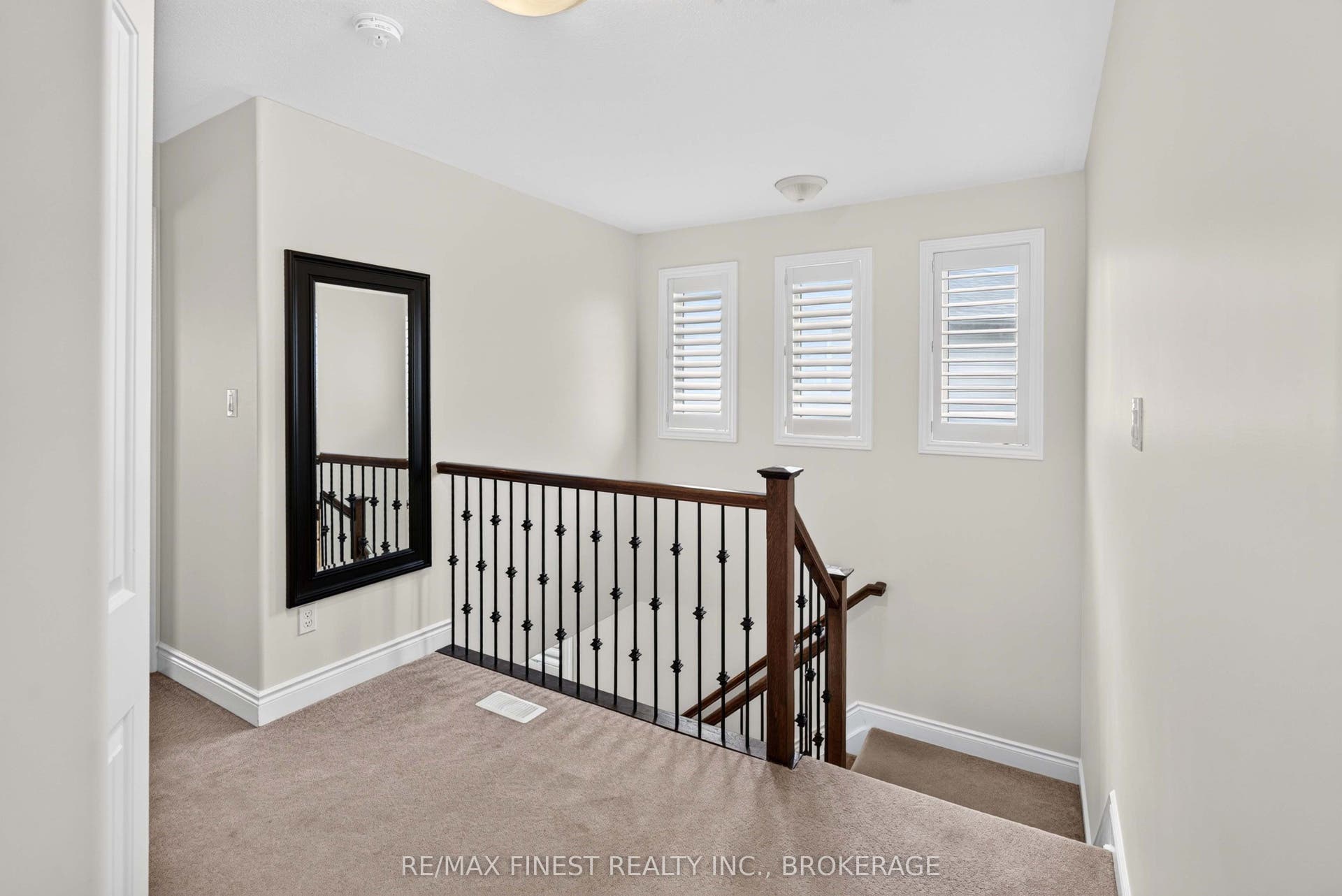 1593 Providence Crescent, Kingston, Frontenac ON K7P 0H8 1593 Providence Crescent, Kingston, Frontenac ON K7P 0H8