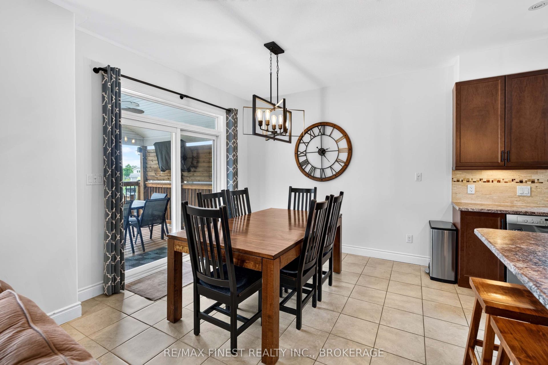 1593 Providence Crescent, Kingston, Frontenac ON K7P 0H8 1593 Providence Crescent, Kingston, Frontenac ON K7P 0H8