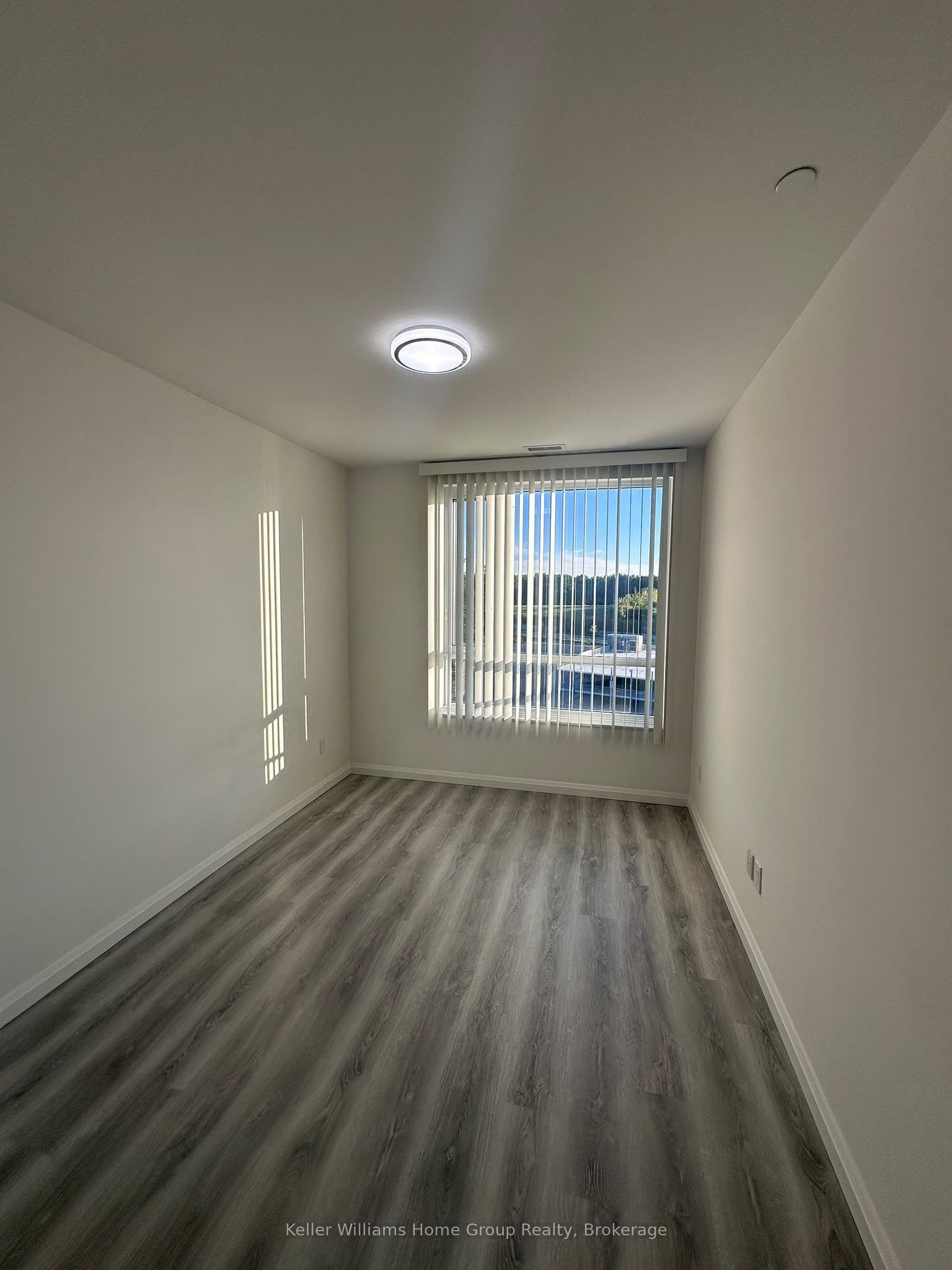 191 Elmira Road S, #PH10, Guelph, Wellington ON N1K 0E5 room