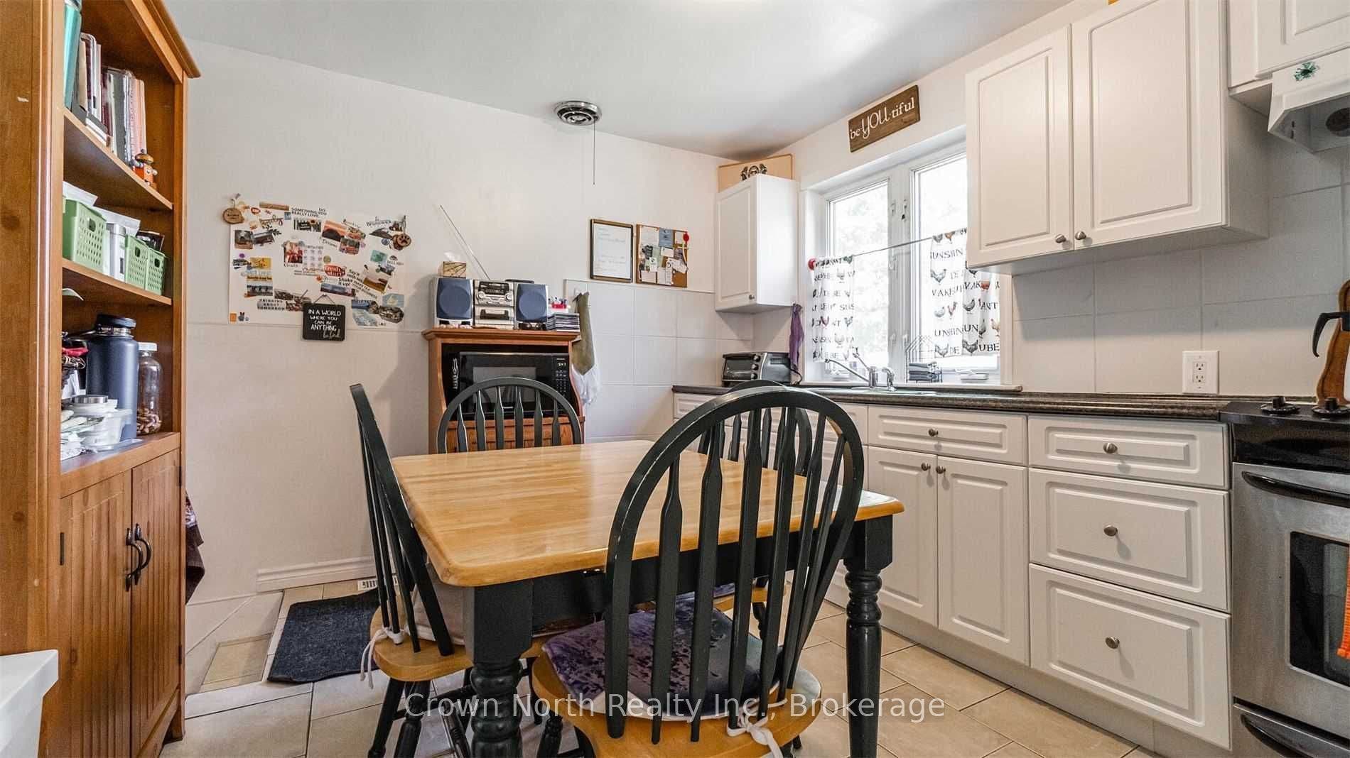 196 Blucher Street, Kitchener, Waterloo ON N2H 5V7 196 Blucher Street, Kitchener, Waterloo ON N2H 5V7