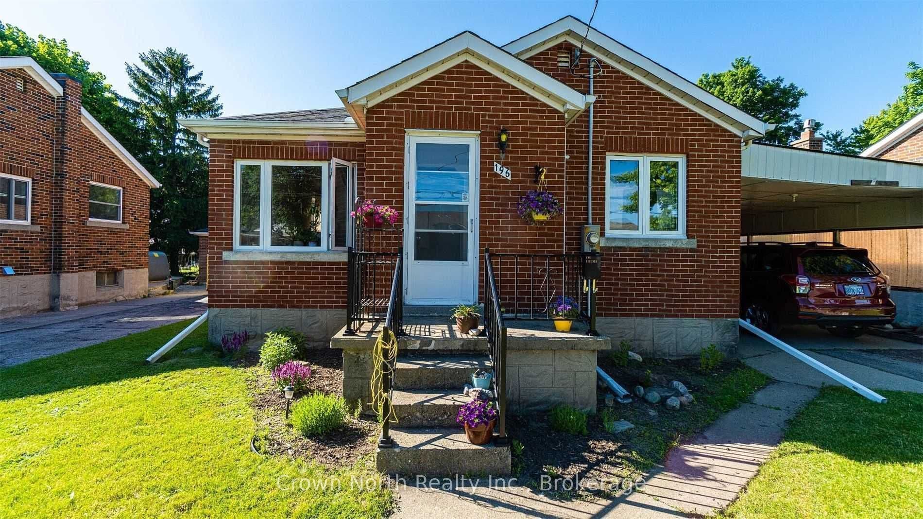 196 Blucher Street, Kitchener, Waterloo ON N2H 5V7 196 Blucher Street, Kitchener, Waterloo ON N2H 5V7