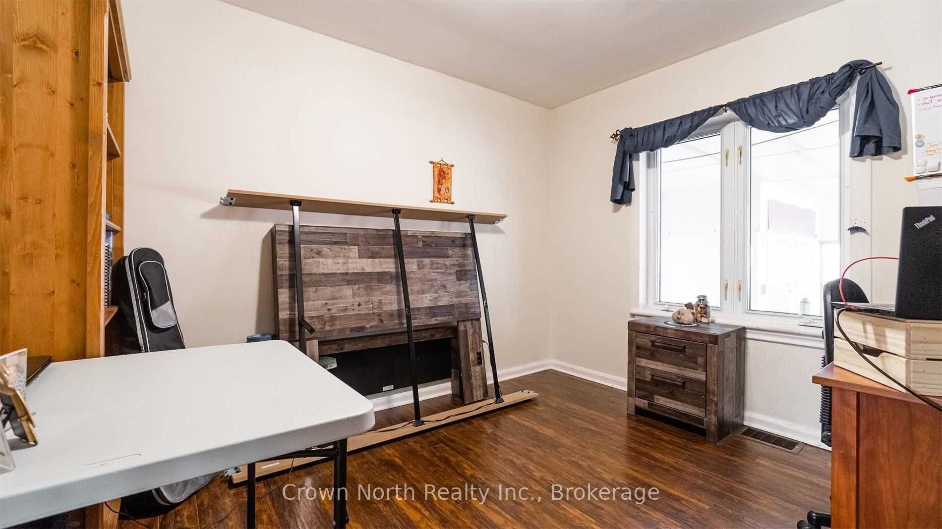 196 Blucher Street, Kitchener, Waterloo ON N2H 5V7 196 Blucher Street, Kitchener, Waterloo ON N2H 5V7