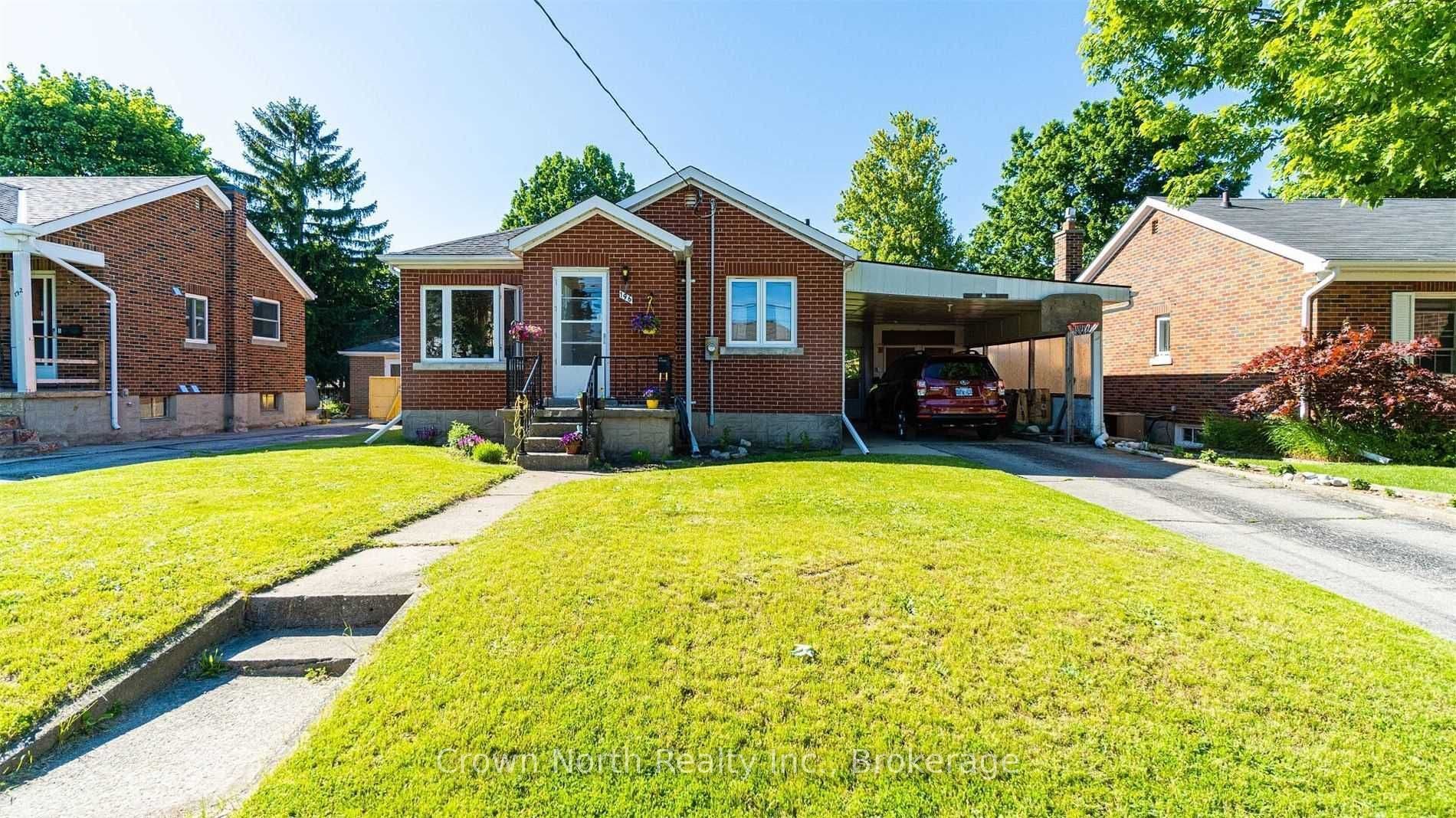 196 Blucher Street, Kitchener, Waterloo ON N2H 5V7 196 Blucher Street, Kitchener, Waterloo ON N2H 5V7