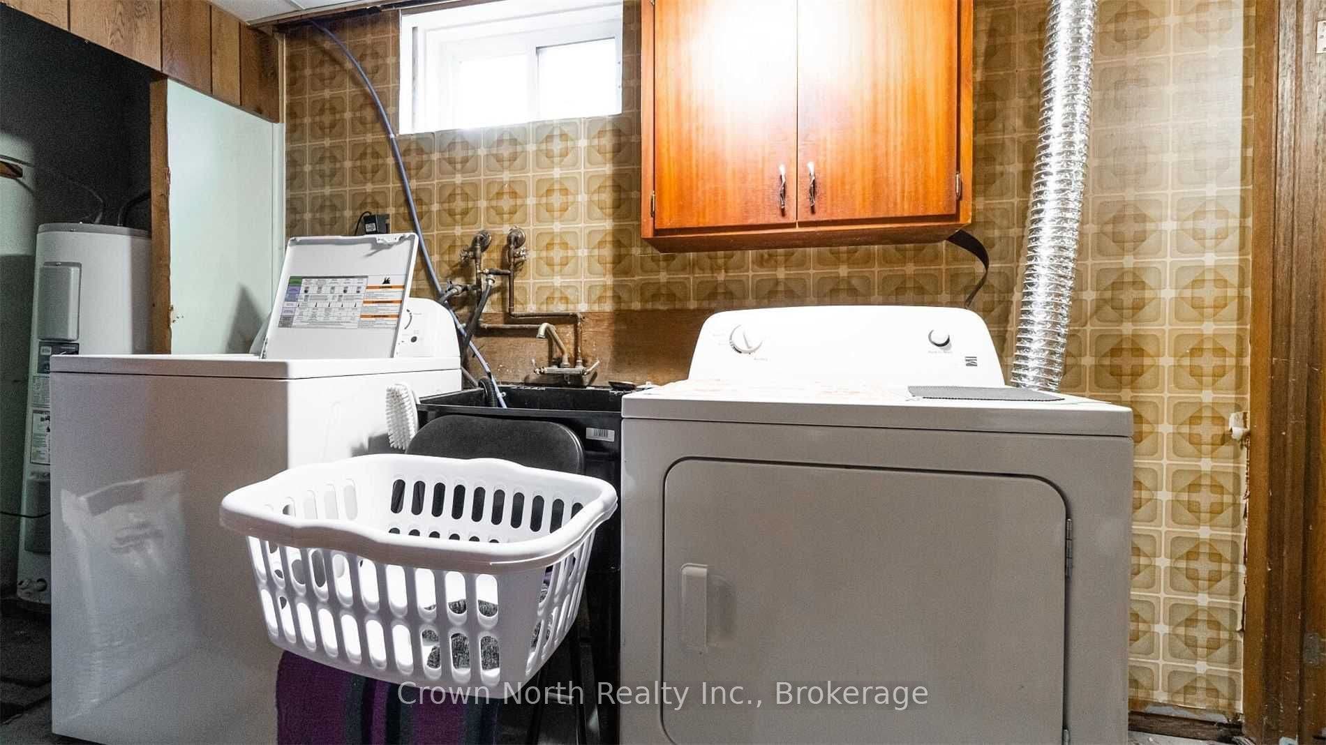 196 Blucher Street, Kitchener, Waterloo ON N2H 5V7 196 Blucher Street, Kitchener, Waterloo ON N2H 5V7