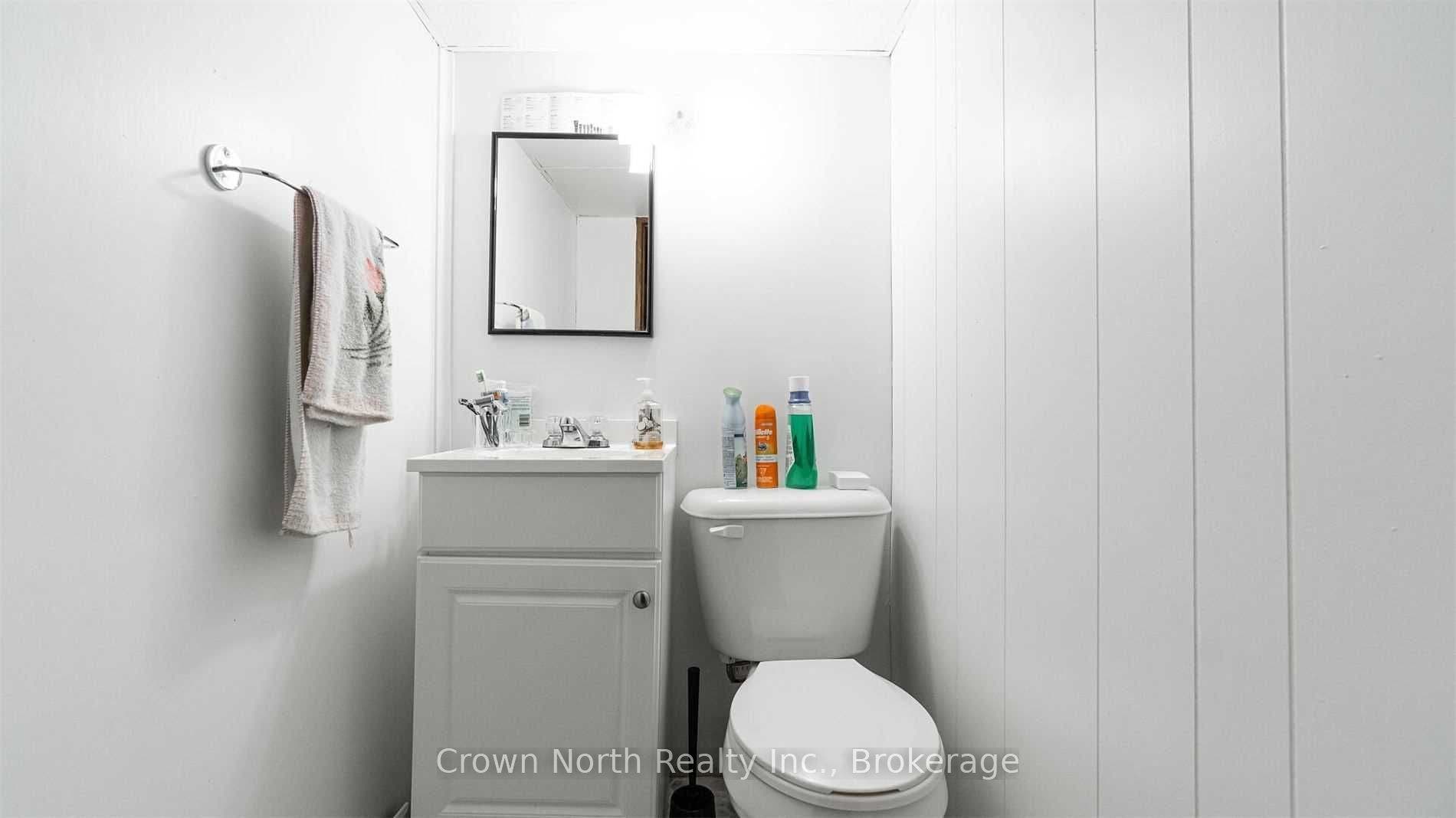 196 Blucher Street, Kitchener, Waterloo ON N2H 5V7 196 Blucher Street, Kitchener, Waterloo ON N2H 5V7
