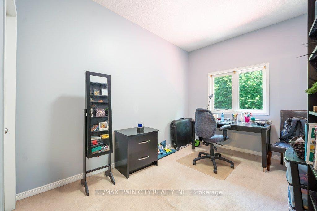 110 Activa Avenue, #E33, Kitchener, Waterloo ON N2E 4K4 110 Activa Avenue, #E33, Kitchener, Waterloo ON N2E 4K4