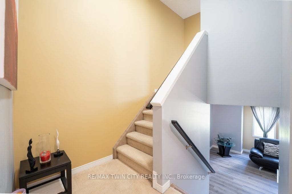 110 Activa Avenue, #E33, Kitchener, Waterloo ON N2E 4K4 110 Activa Avenue, #E33, Kitchener, Waterloo ON N2E 4K4