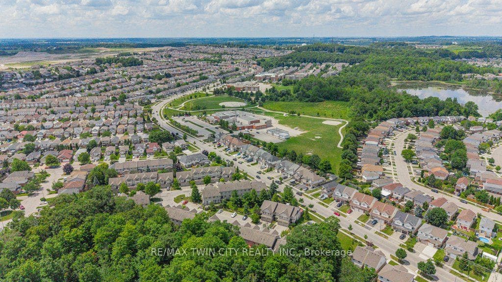 110 Activa Avenue, #E33, Kitchener, Waterloo ON N2E 4K4 110 Activa Avenue, #E33, Kitchener, Waterloo ON N2E 4K4