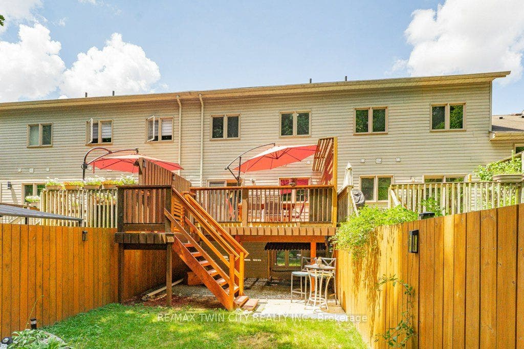 110 Activa Avenue, #E33, Kitchener, Waterloo ON N2E 4K4 110 Activa Avenue, #E33, Kitchener, Waterloo ON N2E 4K4