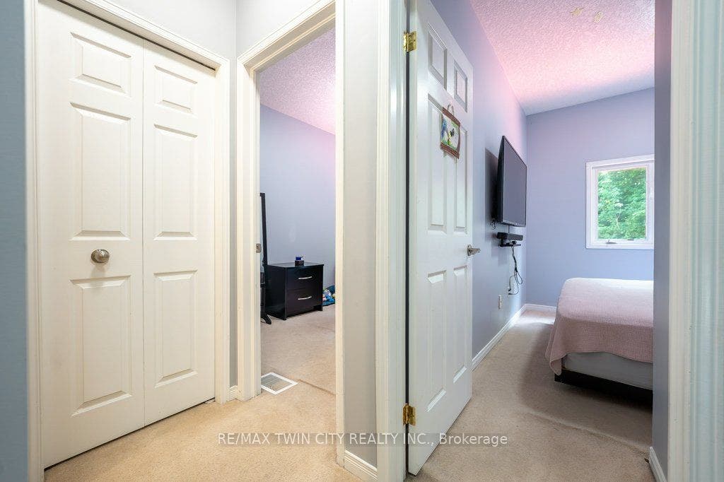 110 Activa Avenue, #E33, Kitchener, Waterloo ON N2E 4K4 110 Activa Avenue, #E33, Kitchener, Waterloo ON N2E 4K4