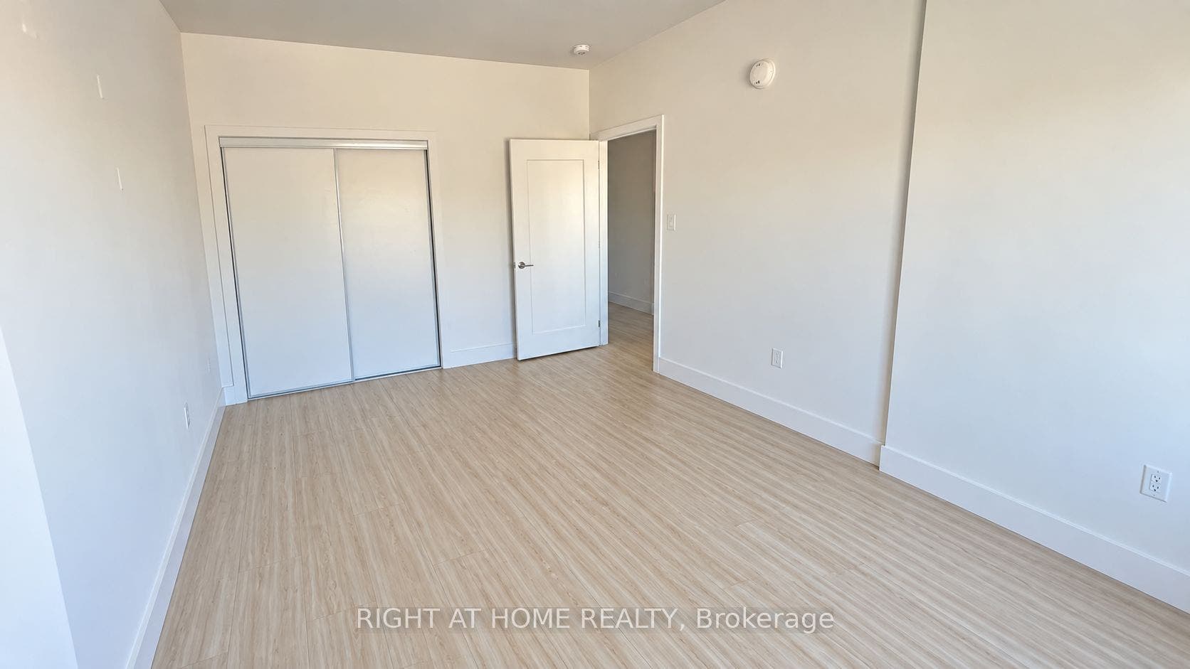 408 Dundas Street S, #201, Cambridge, Waterloo ON N1R 0E8 408 Dundas Street S, #201, Cambridge, Waterloo ON N1R 0E8