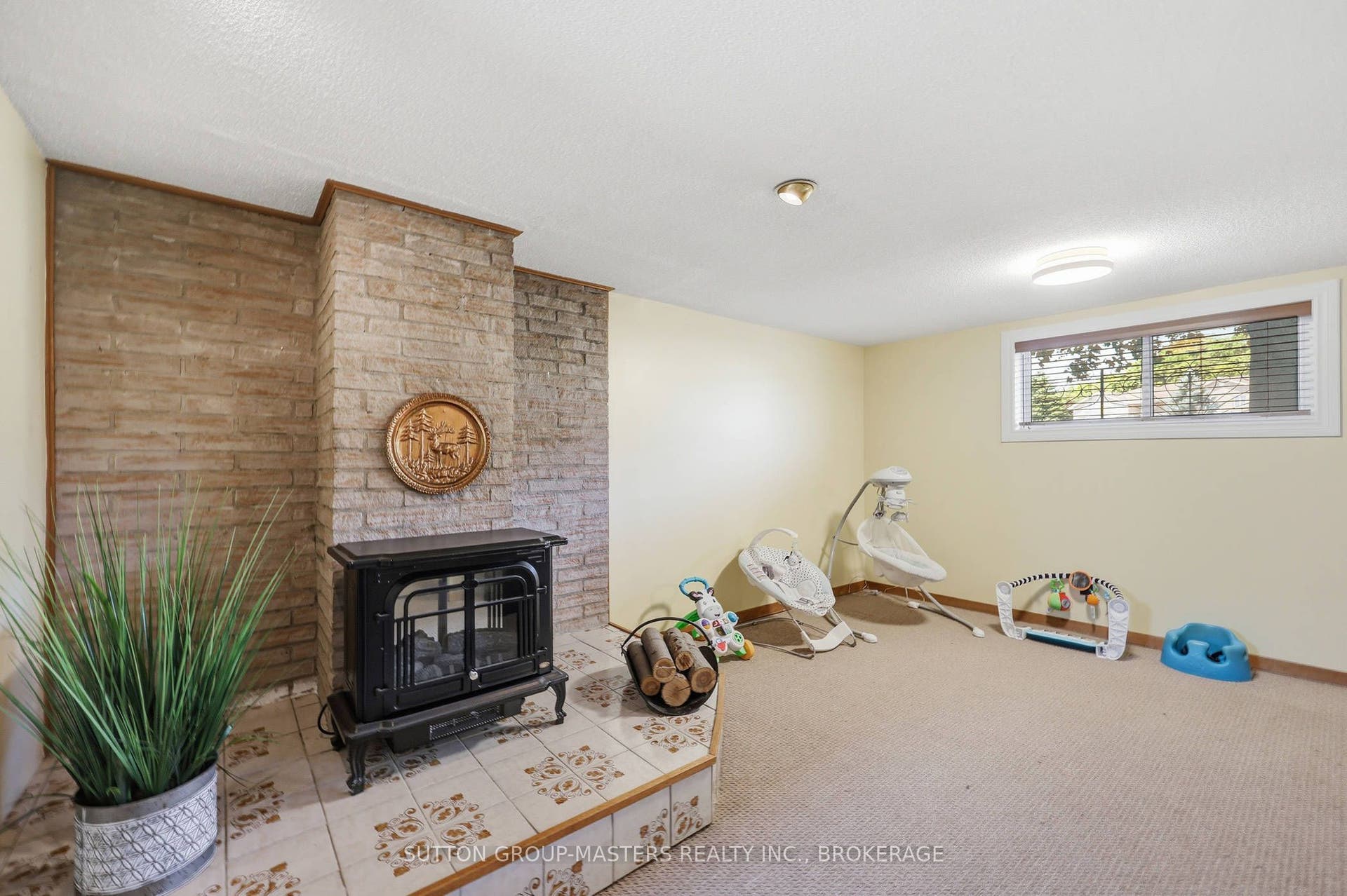 2212 Battersea Road, Kingston, Frontenac ON K0H 1S0