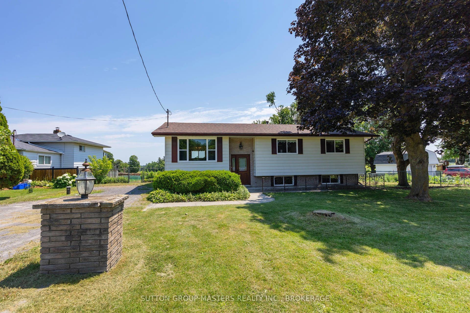 2212 Battersea Road, Kingston, Frontenac ON K0H 1S0