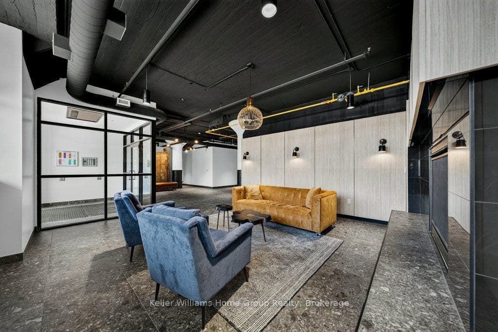 120 Huron Street, #304, Guelph, Wellington ON N1E 5L7 Main foyer