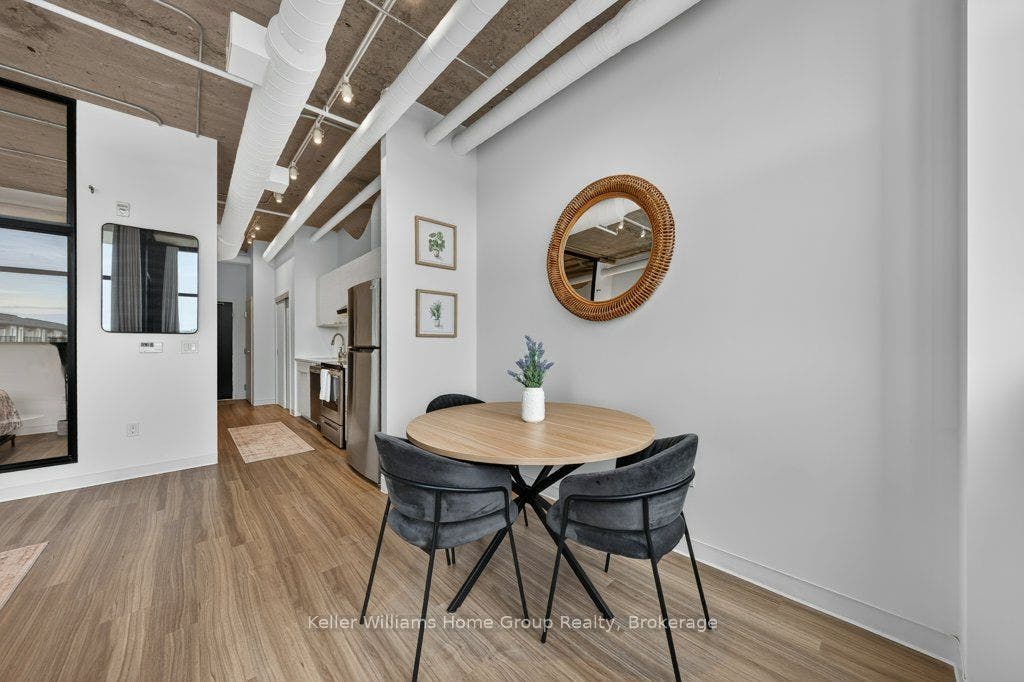 120 Huron Street, #304, Guelph, Wellington ON N1E 5L7 120 Huron Street, #304, Guelph, Wellington ON N1E 5L7