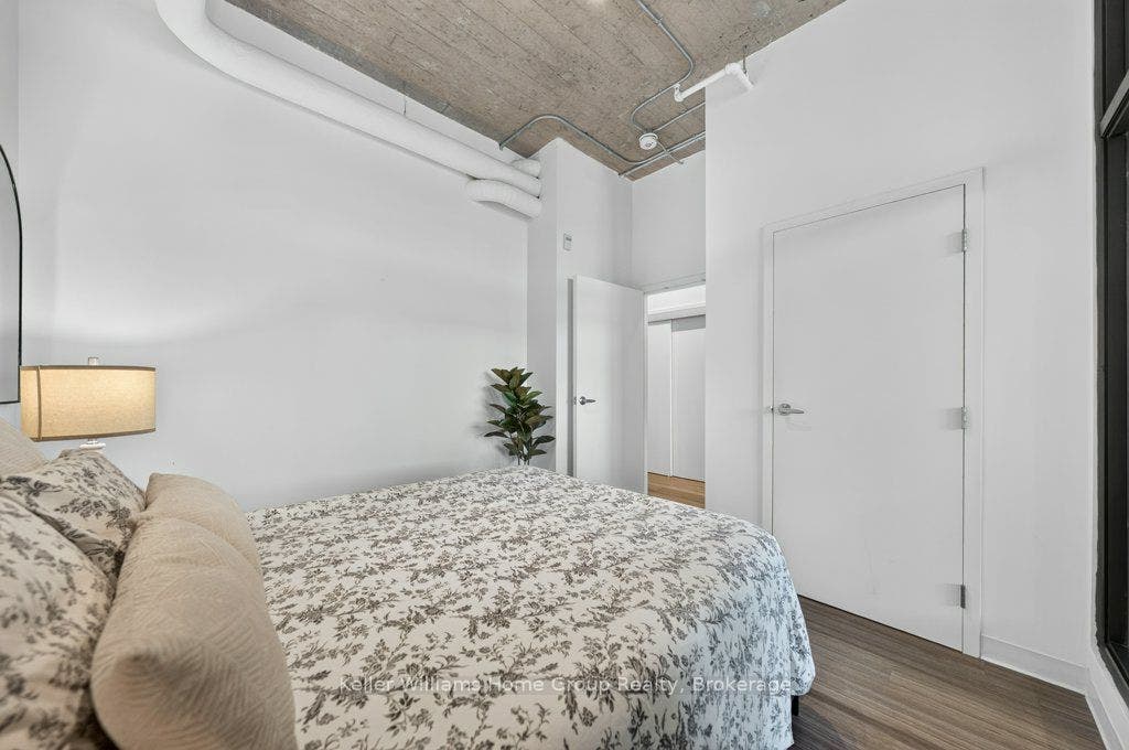120 Huron Street, #304, Guelph, Wellington ON N1E 5L7 120 Huron Street, #304, Guelph, Wellington ON N1E 5L7