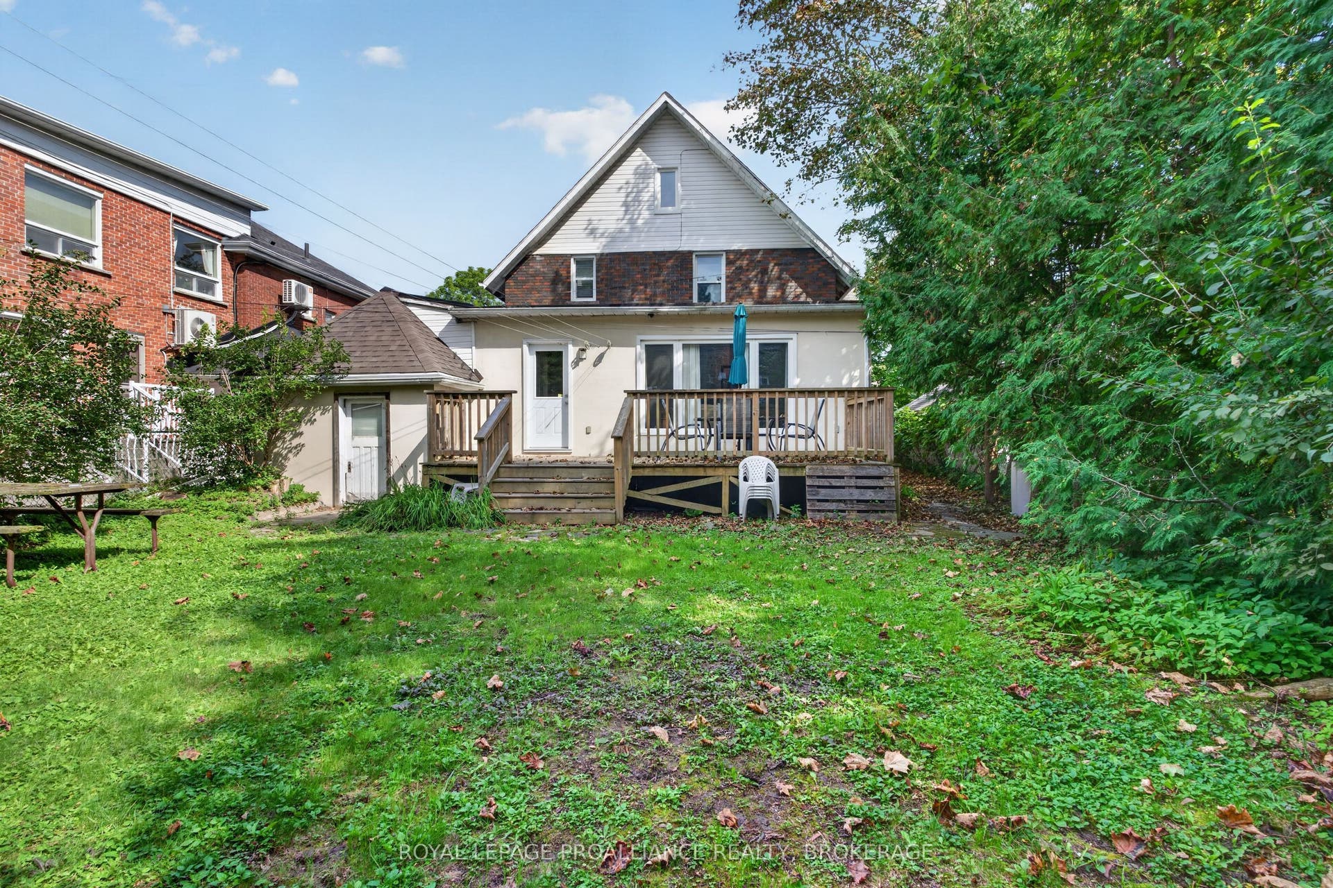 130 MACDONNELL Street, Kingston, Frontenac ON K7L 4B8