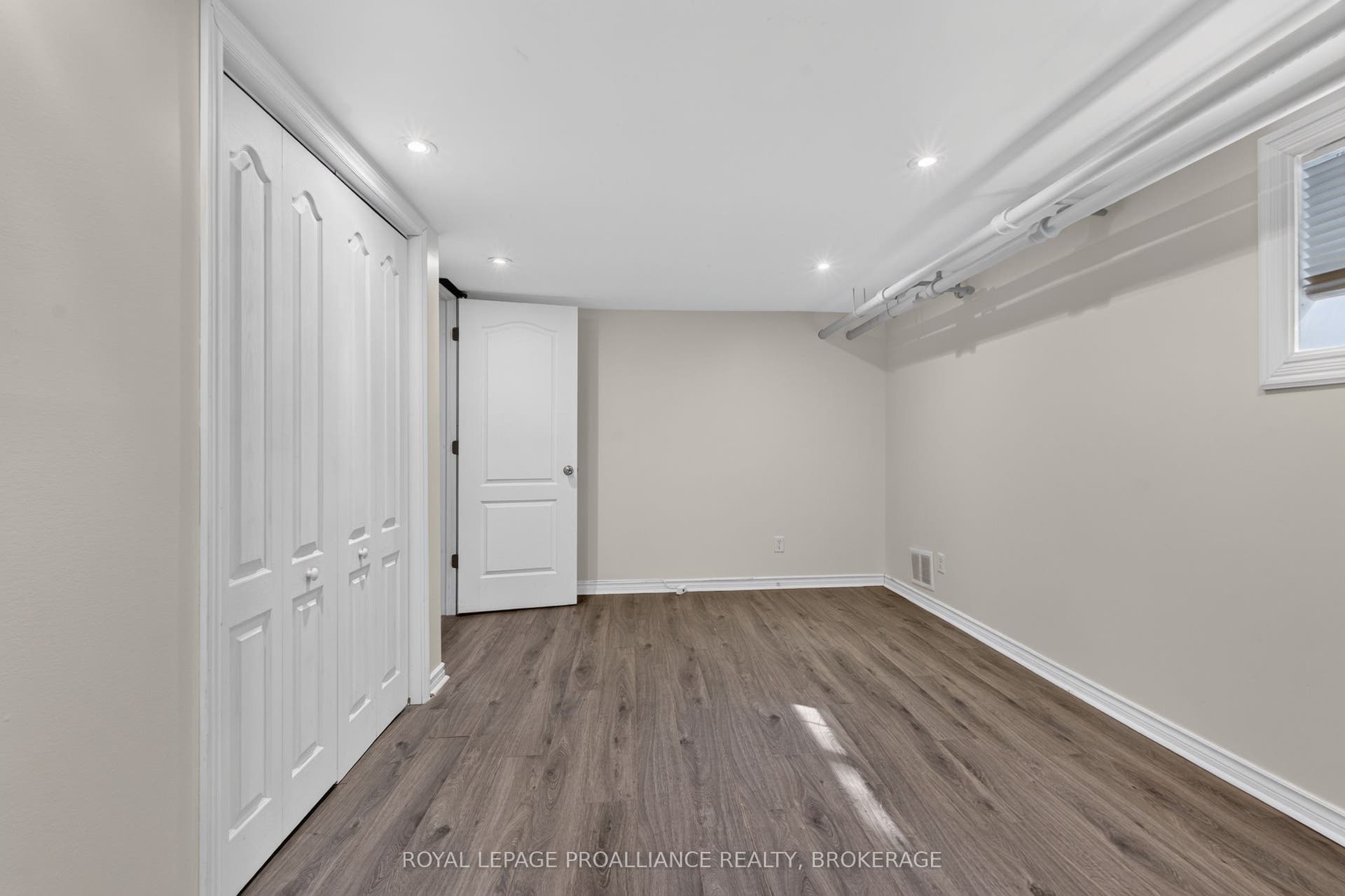 130 MACDONNELL Street, Kingston, Frontenac ON K7L 4B8